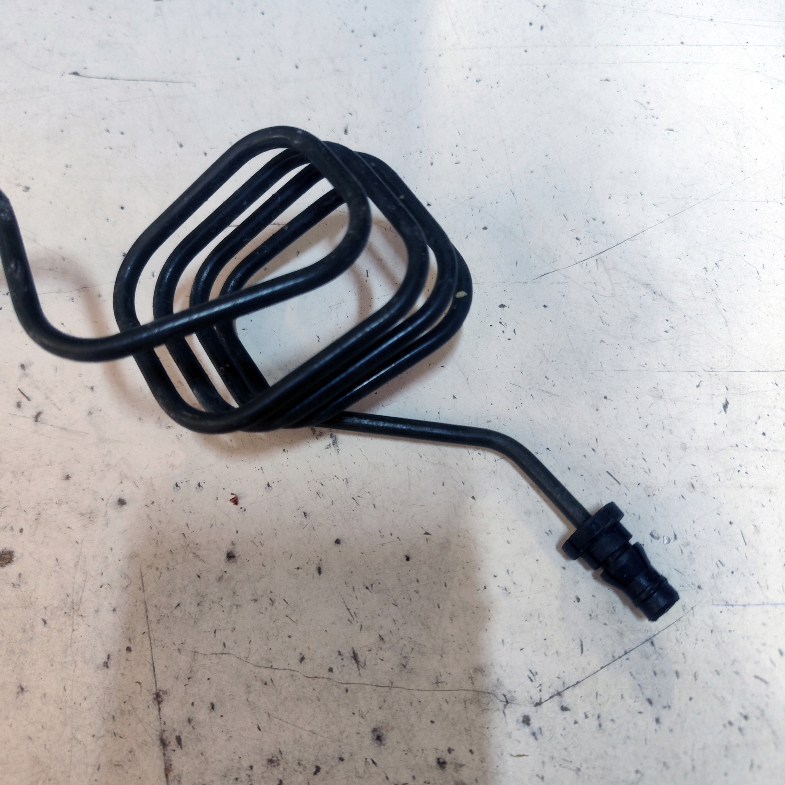 Audi A3 8V 1.6 kytkinputki 5Q1721465S