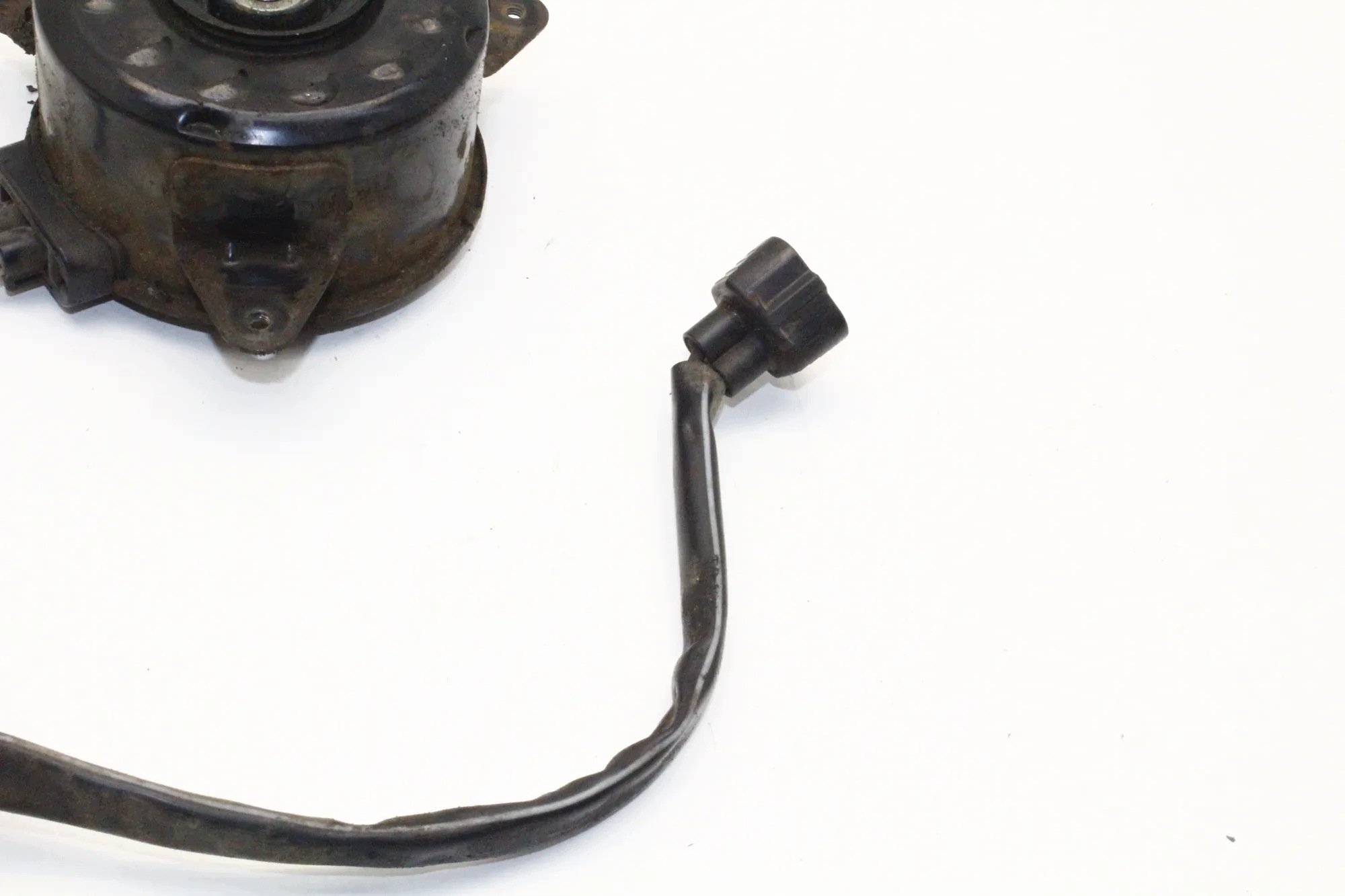 Moteur ventilateur diffuseur Nissan Leaf ZE0 image 3