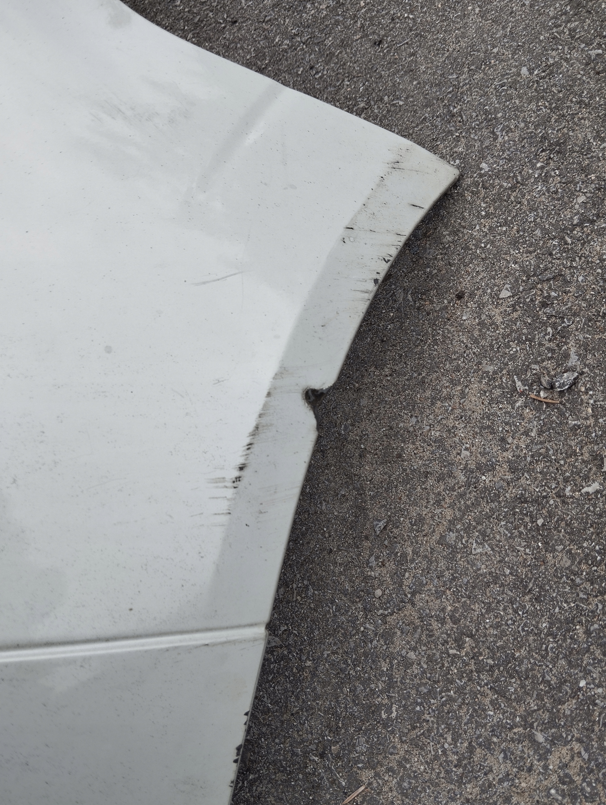 VOLVO XC60 II 2018- Paragolpes Trasero image 4