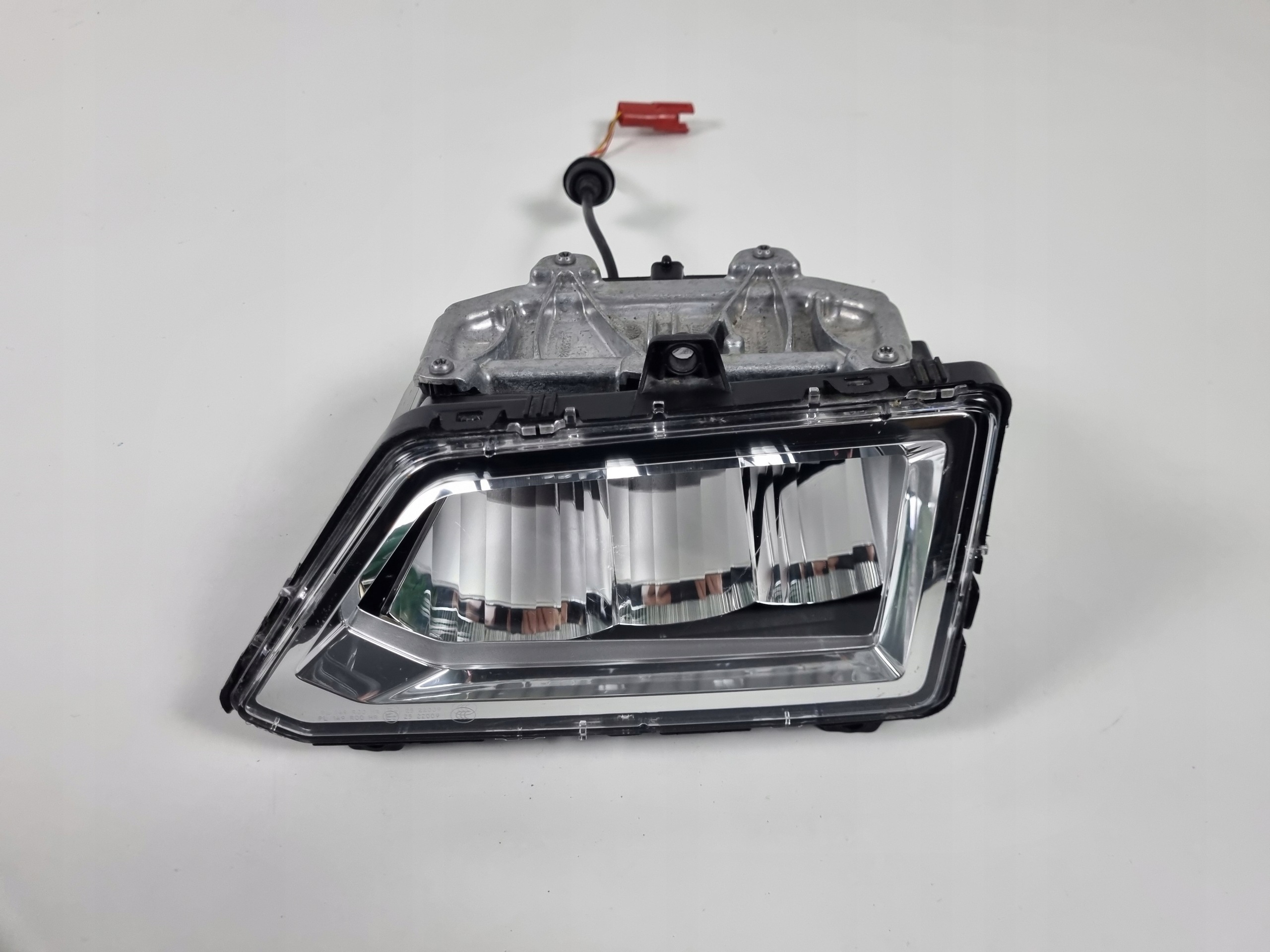 Farol Dianteiro Esquerdo Scania R S NGS Baixo 2948558 image 2