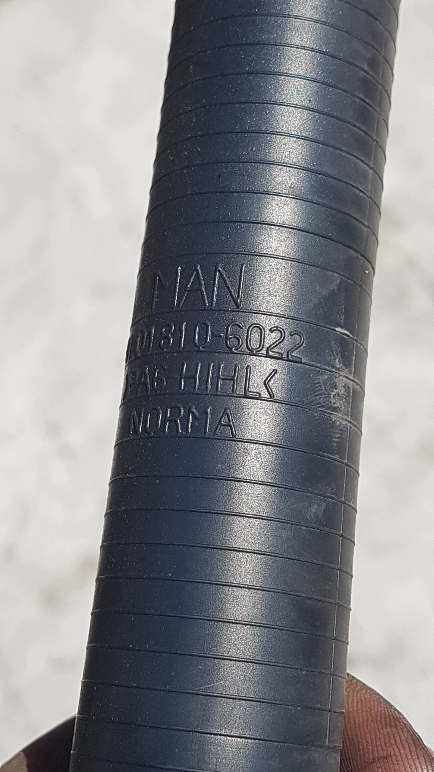 MAN TGL TGM Ölrohr 6 Zylinder gebraucht image 4