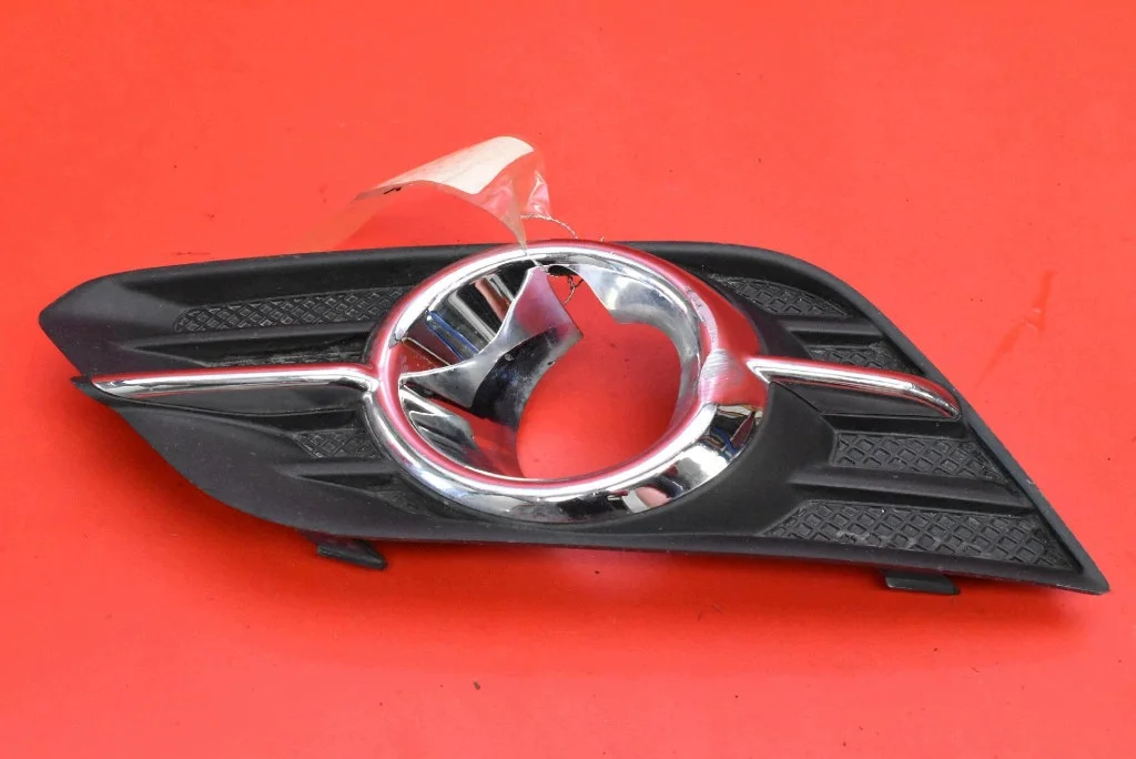 Opel Mokka A Front Bumper Grille Left Black Chrome