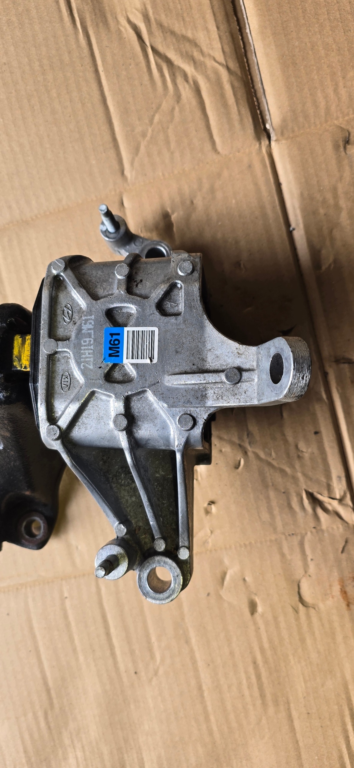 HYUNDAI TUCSON IV 1.6 TGDI HYBRYD Lagerbock image 3