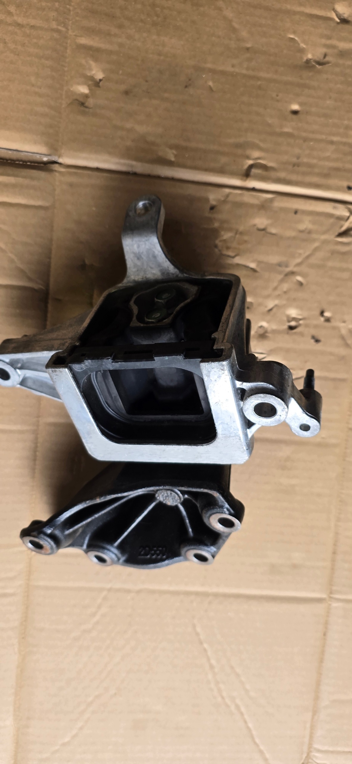 HYUNDAI TUCSON IV 1.6 TGDI HYBRYD Lagerbock image 4