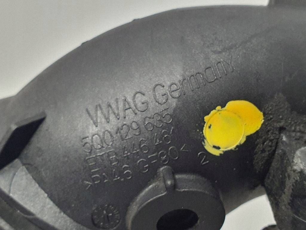 Conduit d'admission VW Passat B8 5Q0129654E image 3