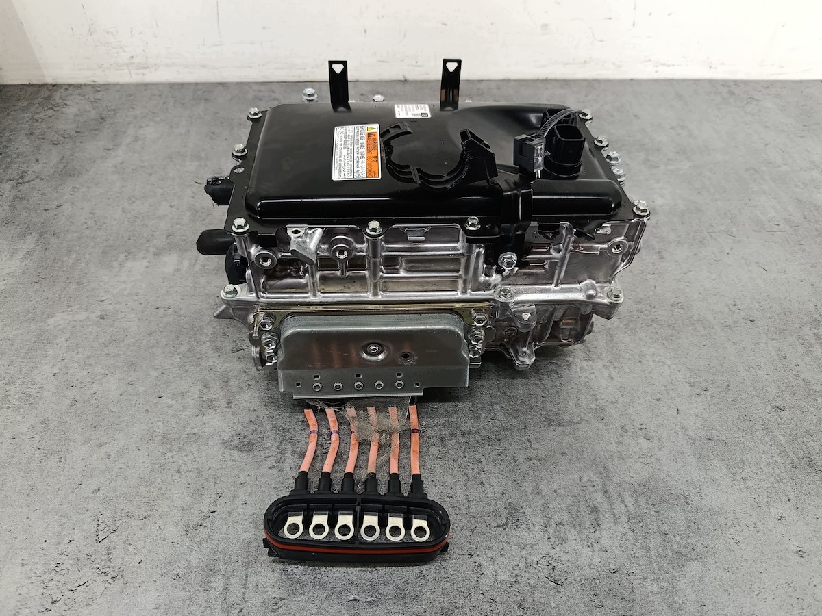 Inversor Toyota Yaris Cross G9200-52181 Denso image 2