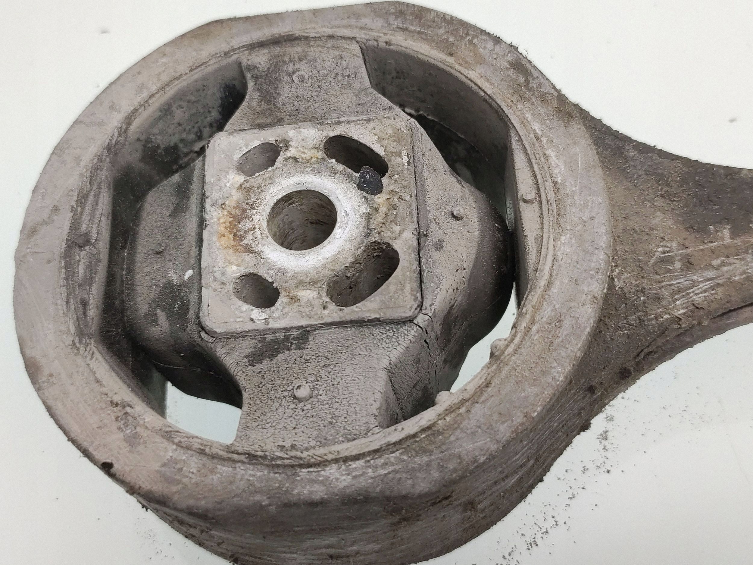 Soporte motor VW Polo 2002 6Q0199851AB image 4