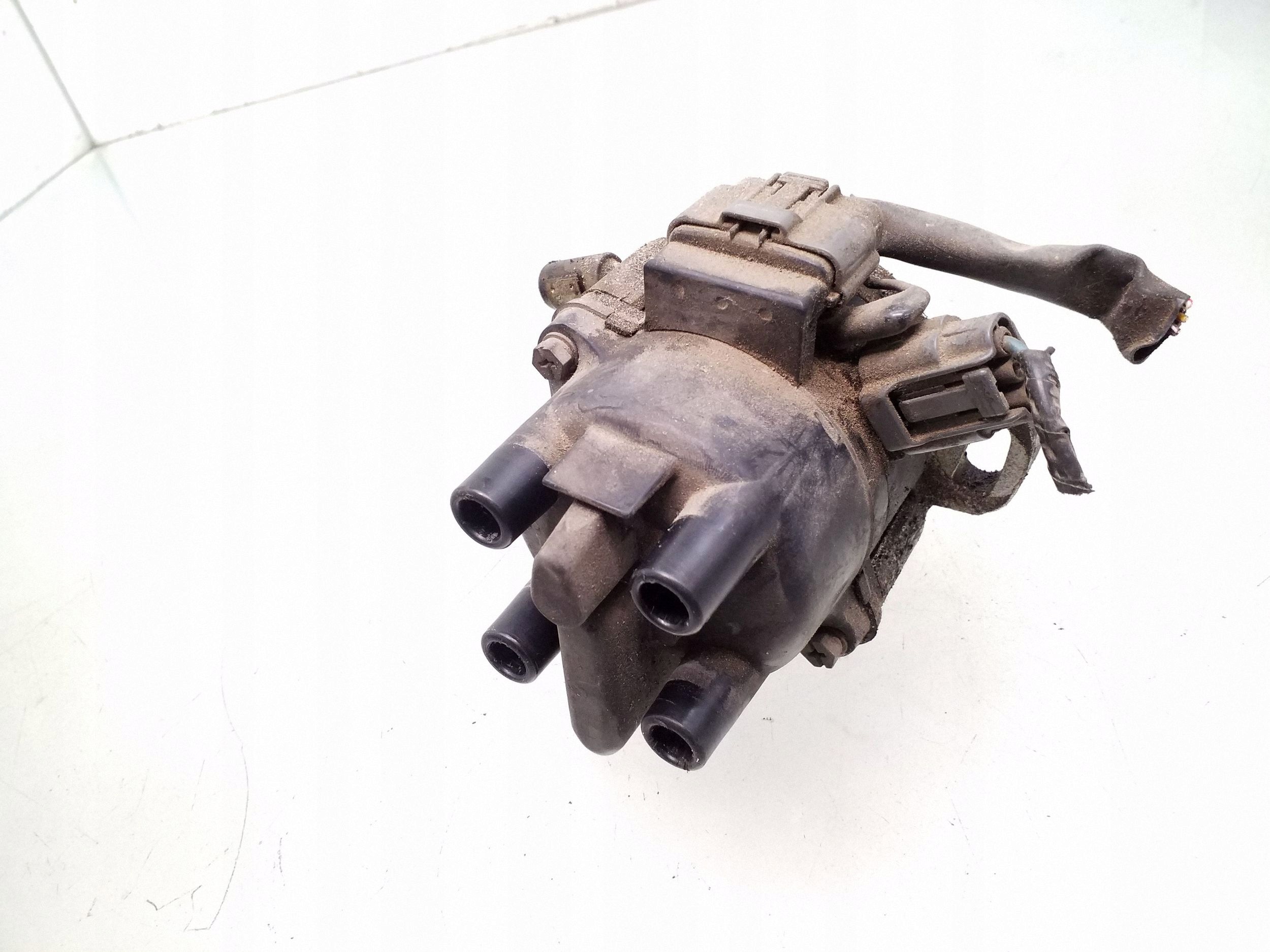 1995 Mazda 323 Sytytyksenjakaja B6BF image 3