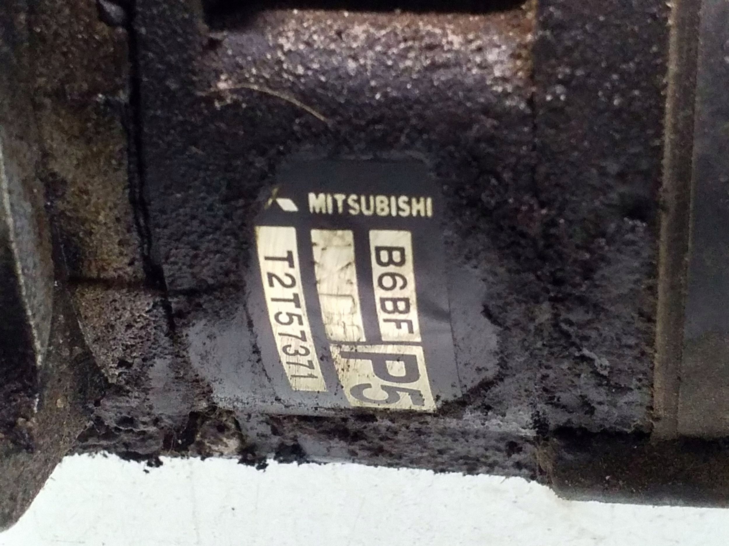 1995 Mazda 323 Sytytyksenjakaja B6BF image 4