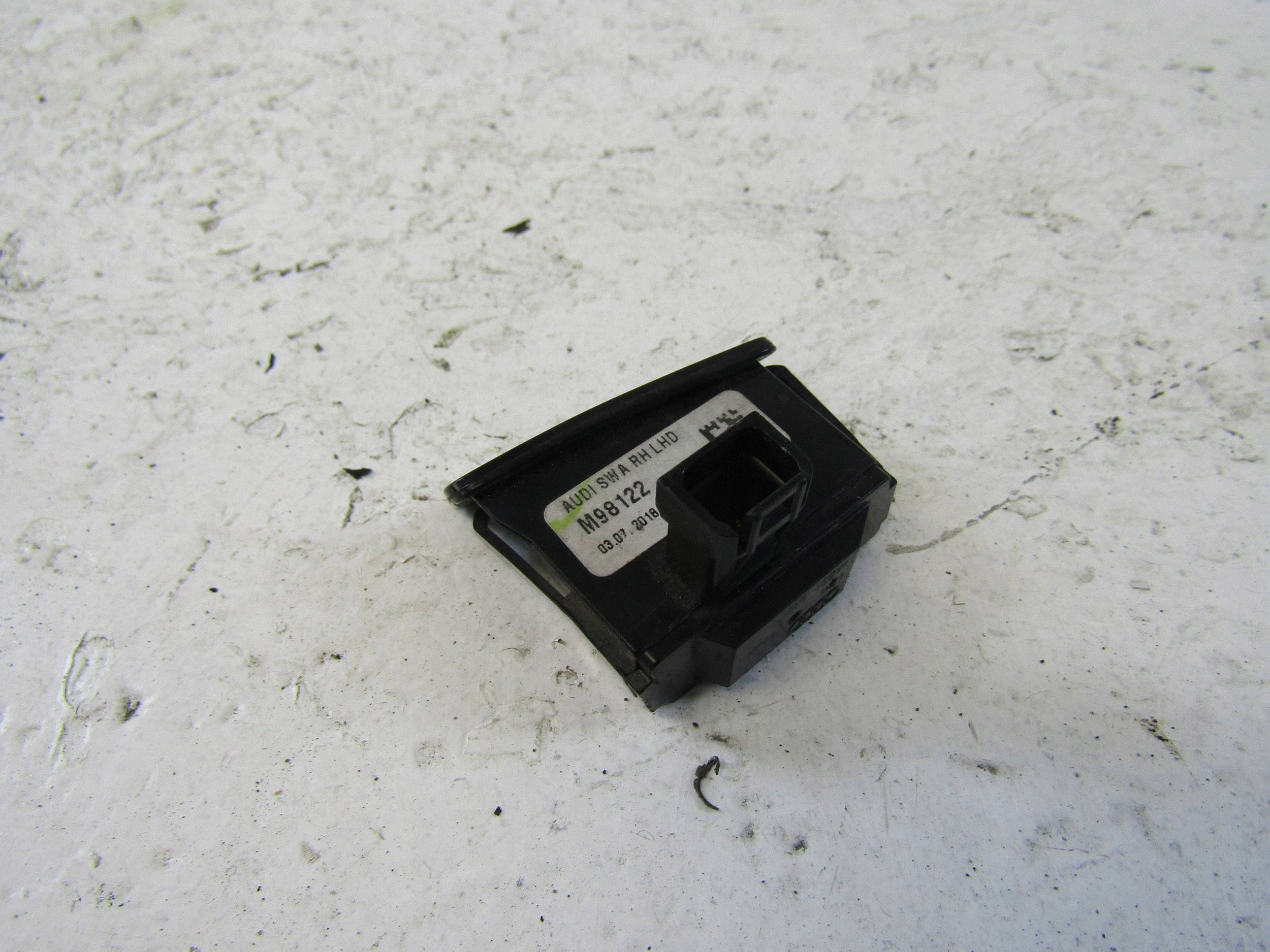 Audi A6 C8 Spurhalteassistent rechts 4N1949146 image 3