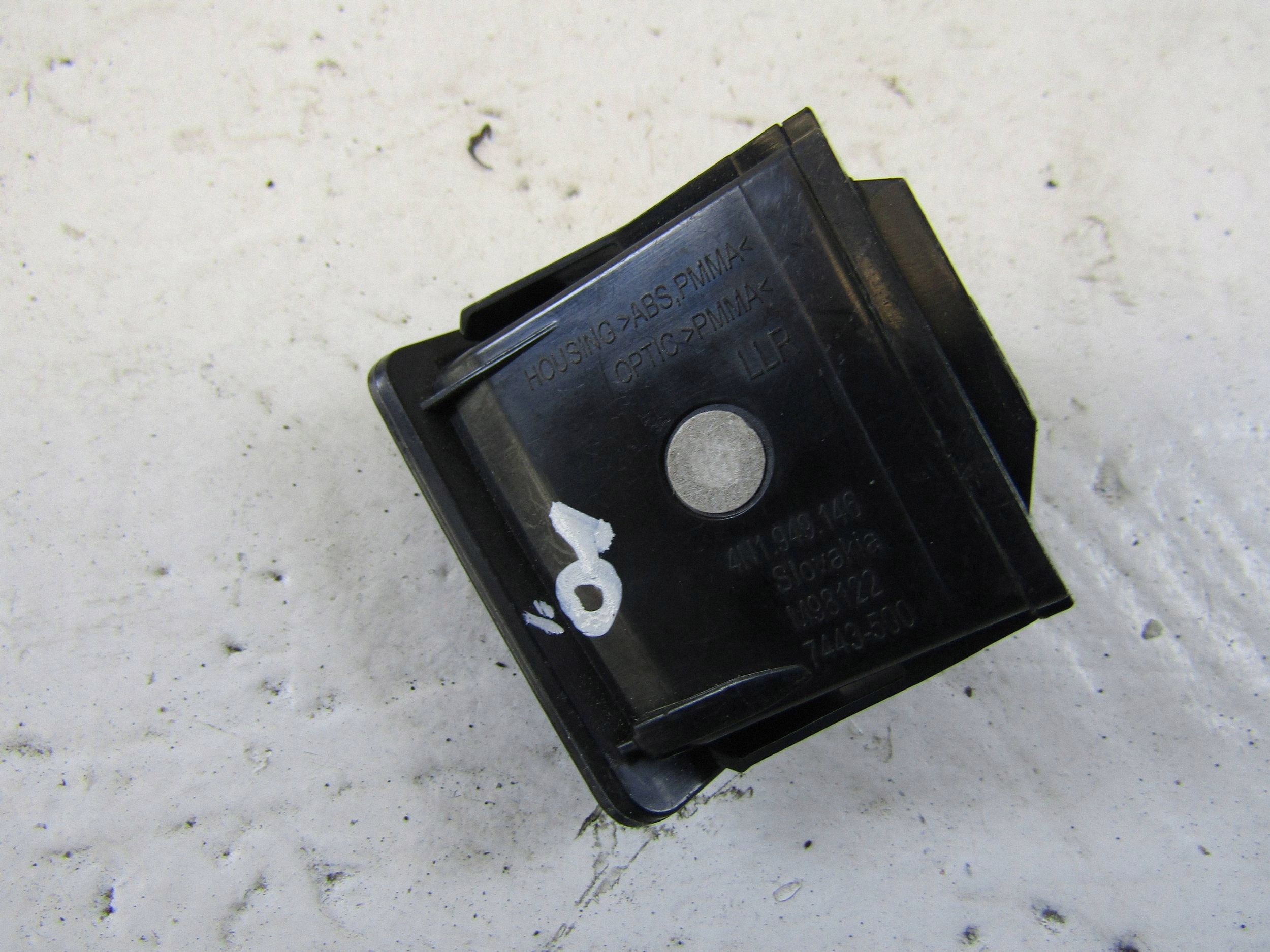 Audi A6 C8 Spurhalteassistent rechts 4N1949146 image 5