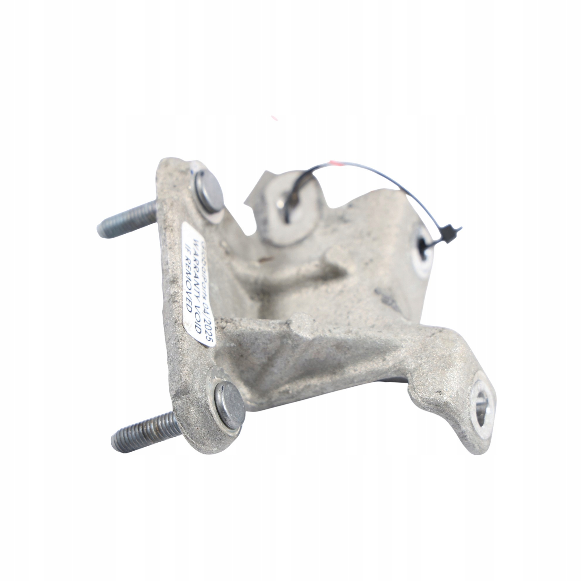 Mercedes W415 OM607 Engine Mount Bracket 570157R image 3