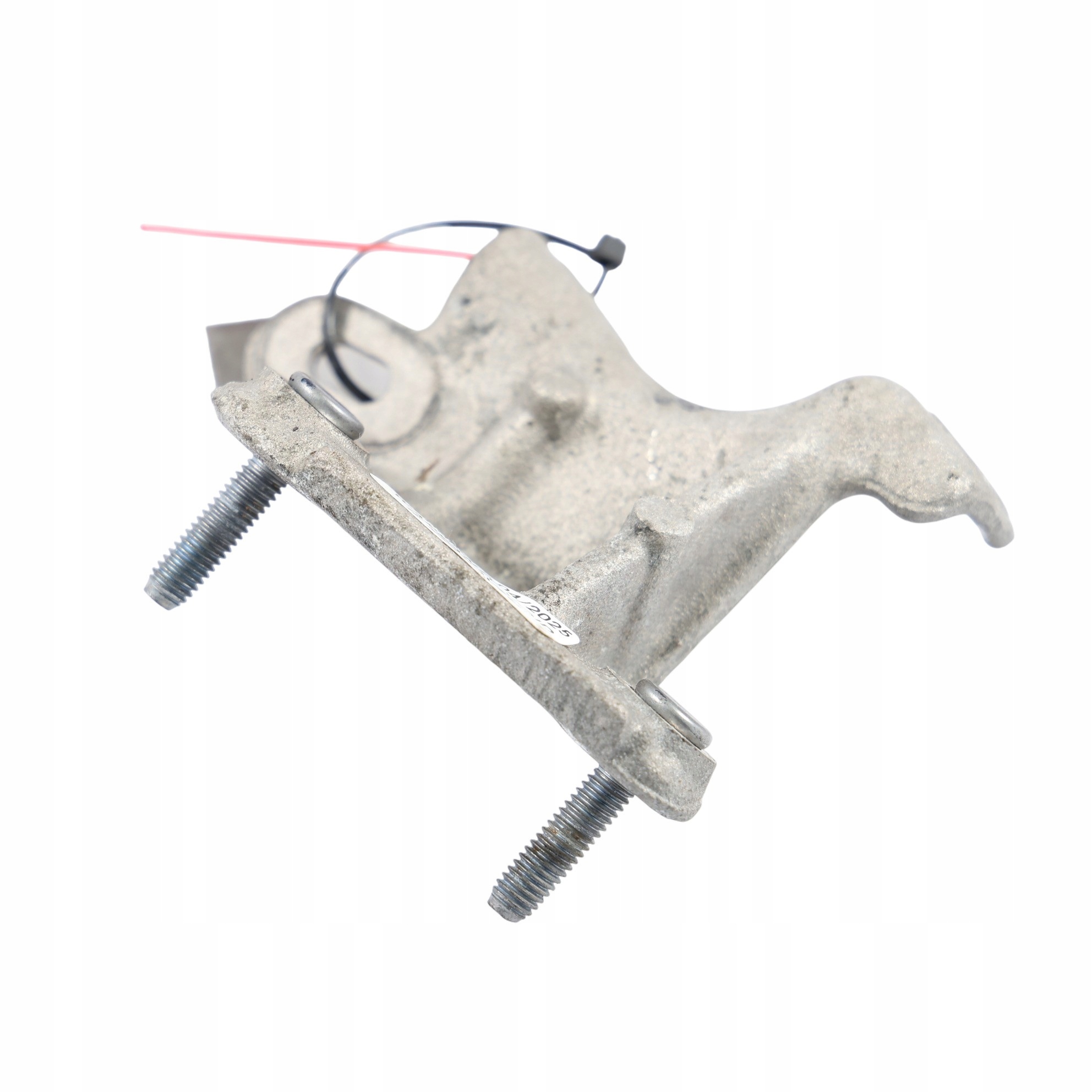 Mercedes W415 OM607 Engine Mount Bracket 570157R image 4