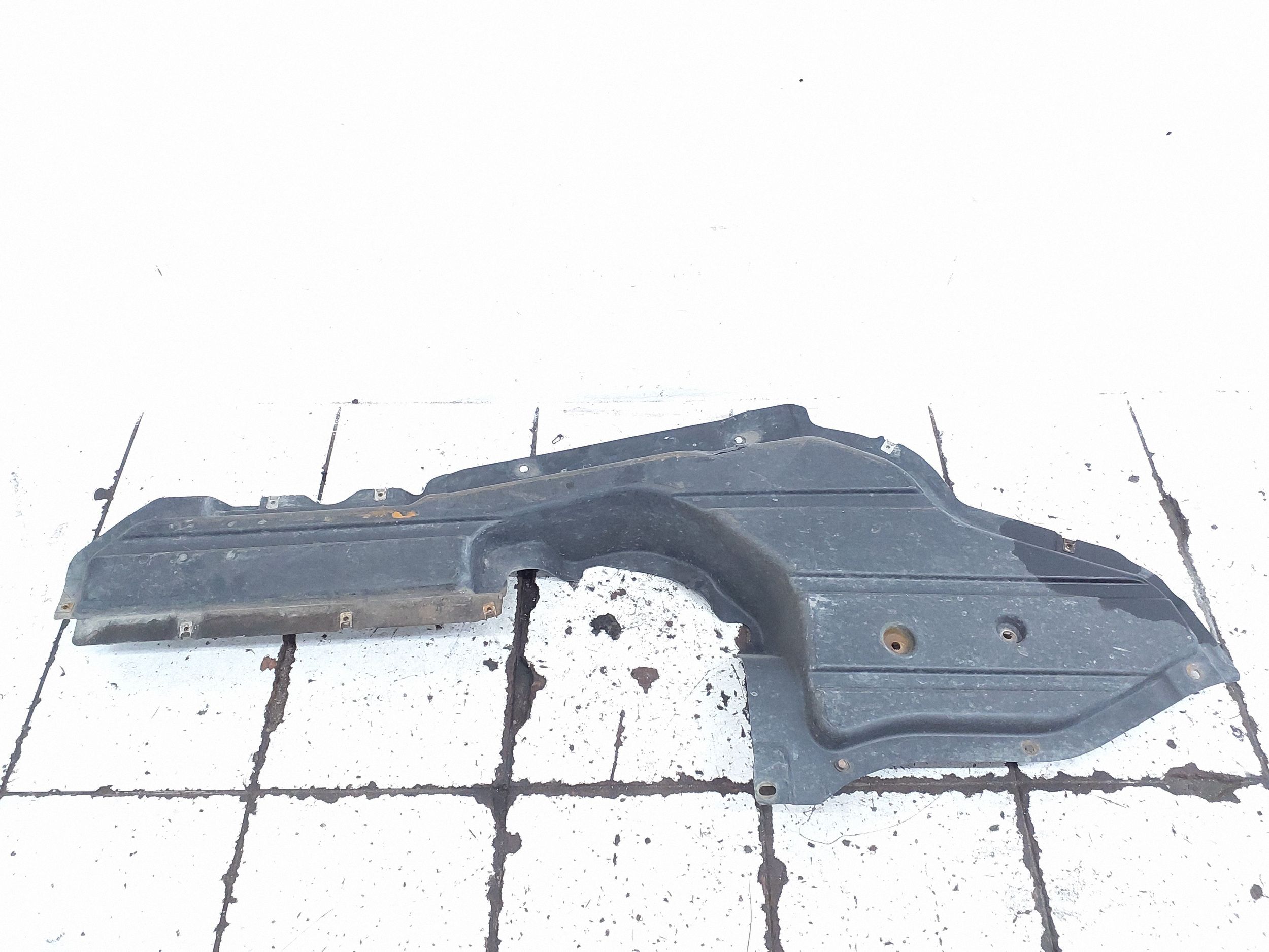 BMW X5 E70 Getriebeabdeckung 7172077