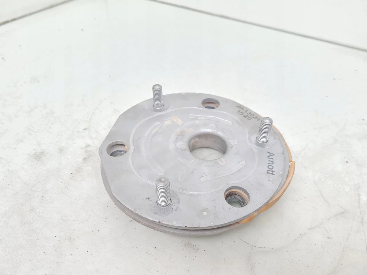 Support amortisseur avant Mercedes S W222 2913924