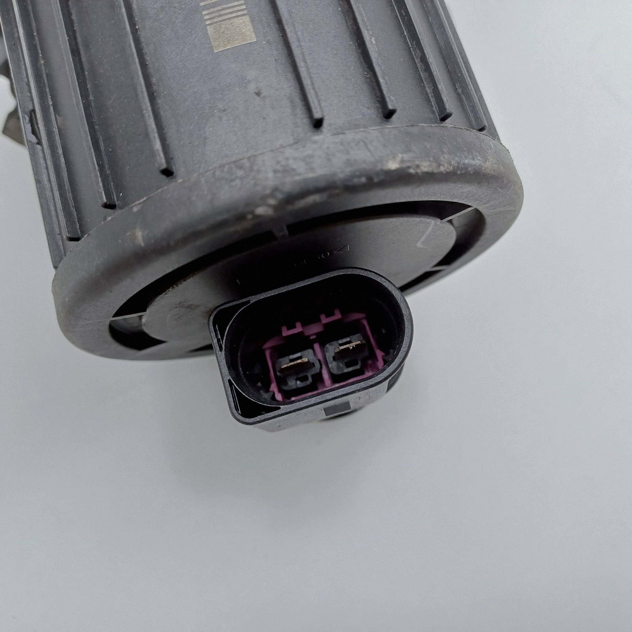 Pompe à air secondaire VW T5 7H0959253 image 10