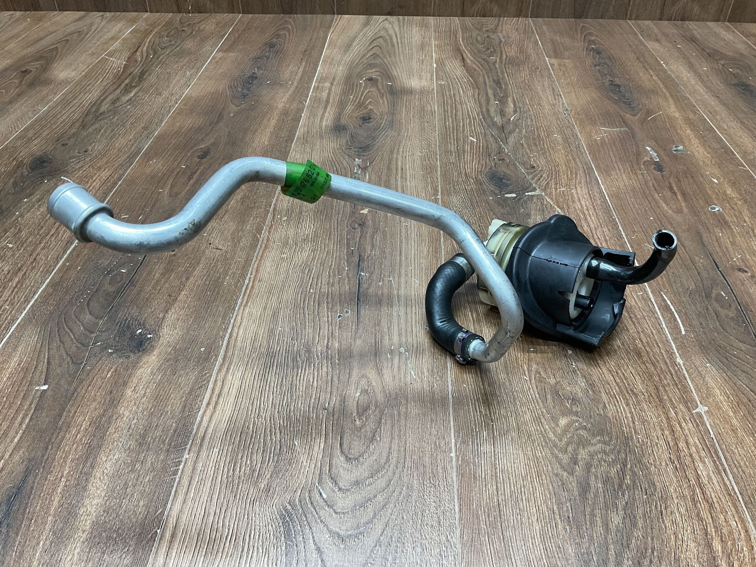 Entlüftungsventil Kraftstofftank Mercedes SL R129 1294765201 image 7