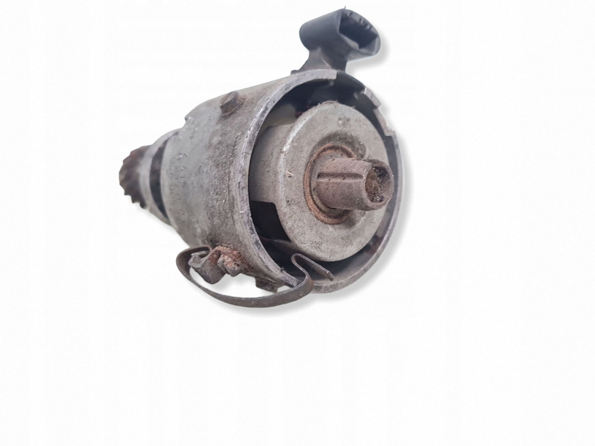 Distribuidor de encendido Audi 80/90 B2 056905205J image 3
