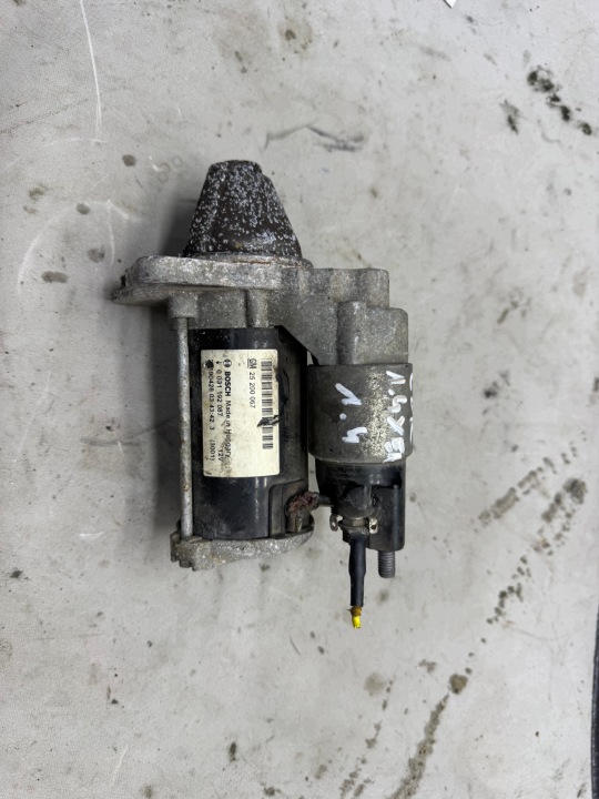 OPEL CORSA E ADAM STARTMOTOR 1.4 B14XER 25200067