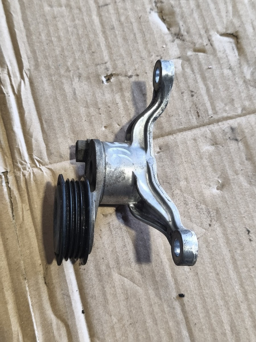 BMW X5 X6 G05 G06 G07 3.0D Kiristinrulla 8479241