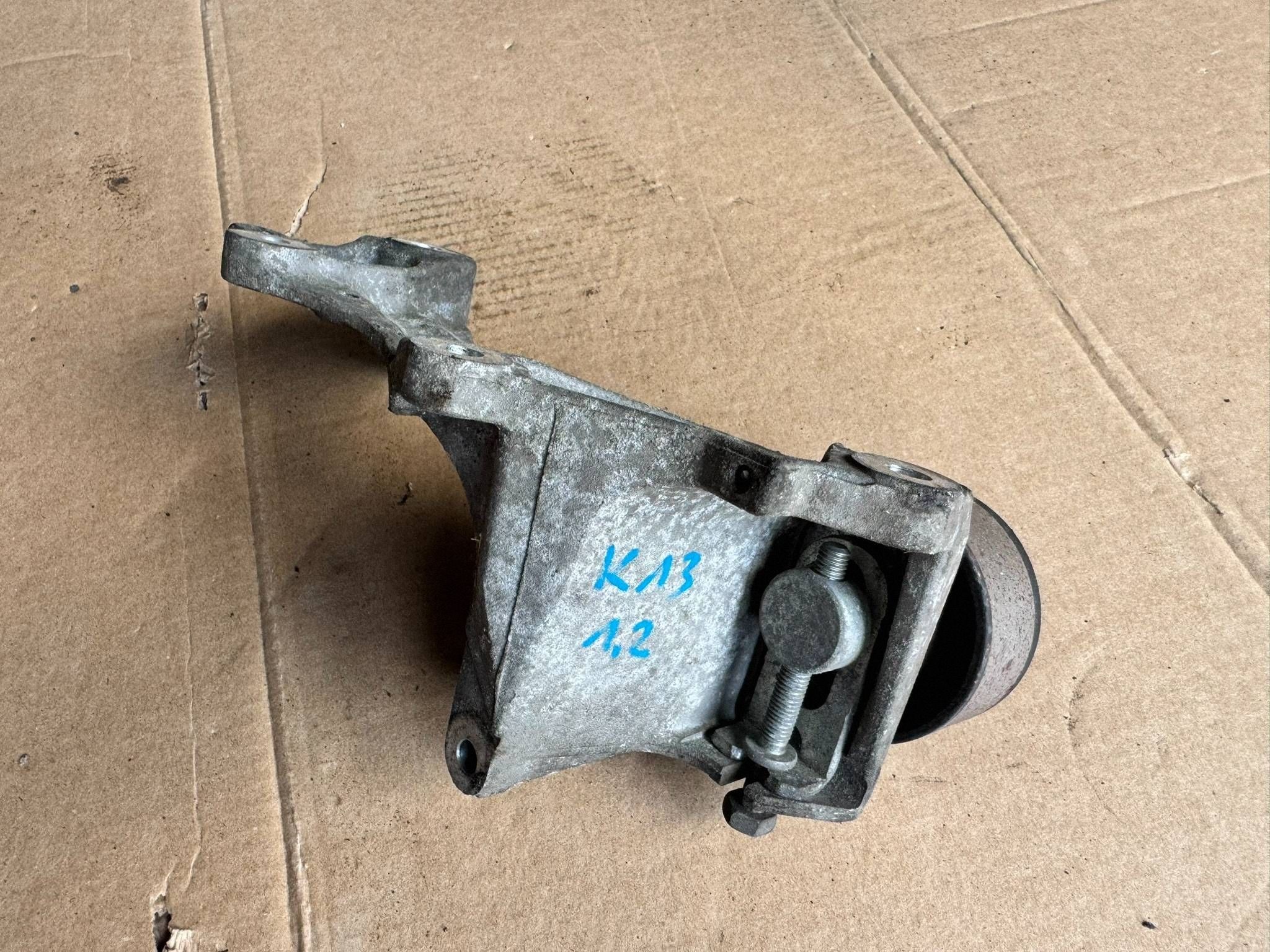 Kiristin, hihna, Nissan Micra K13 1.2