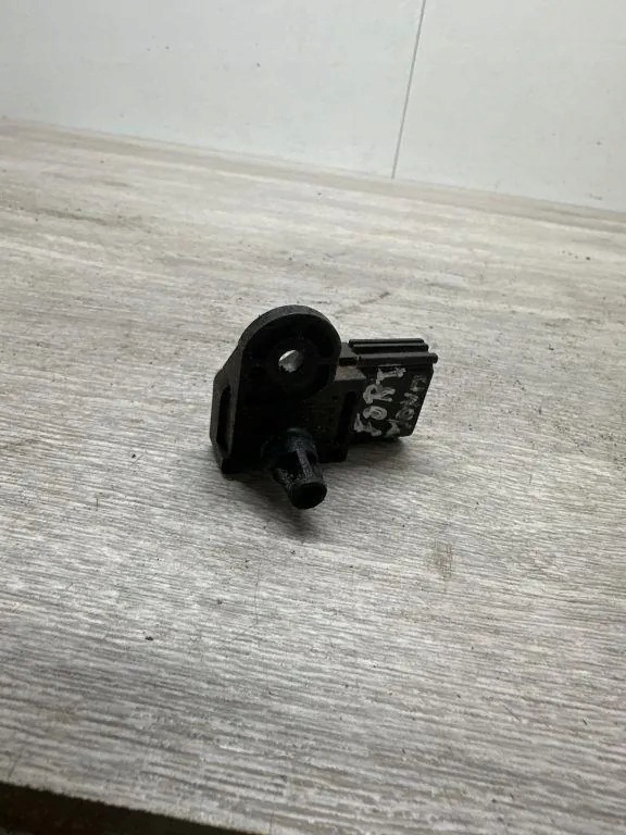 Capteur pression air Ford Mondeo IV L30118211B image 2