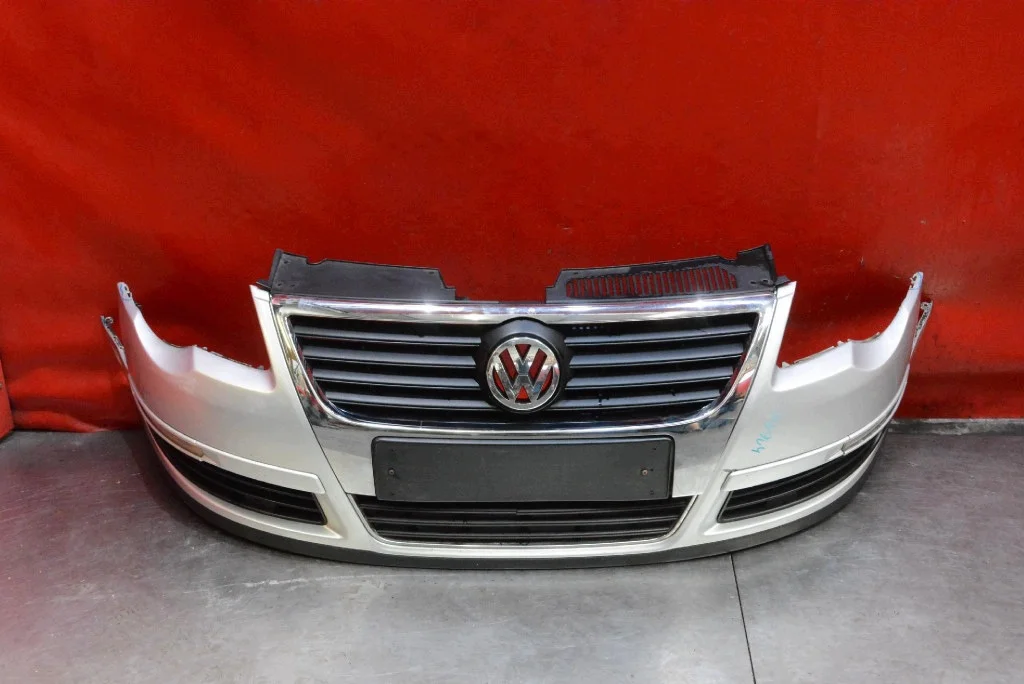 Stötfångare fram Silver VW Passat B6 (05-10)