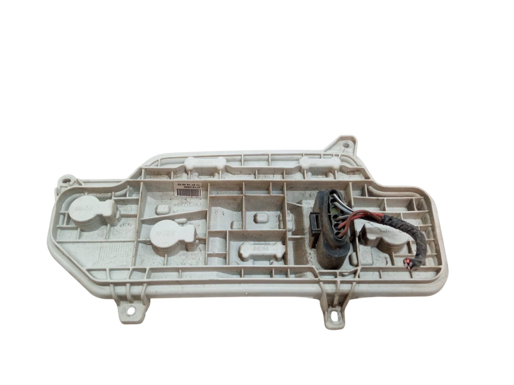 Support de feu arrière gauche VW Caddy III 2K1945257B image 2