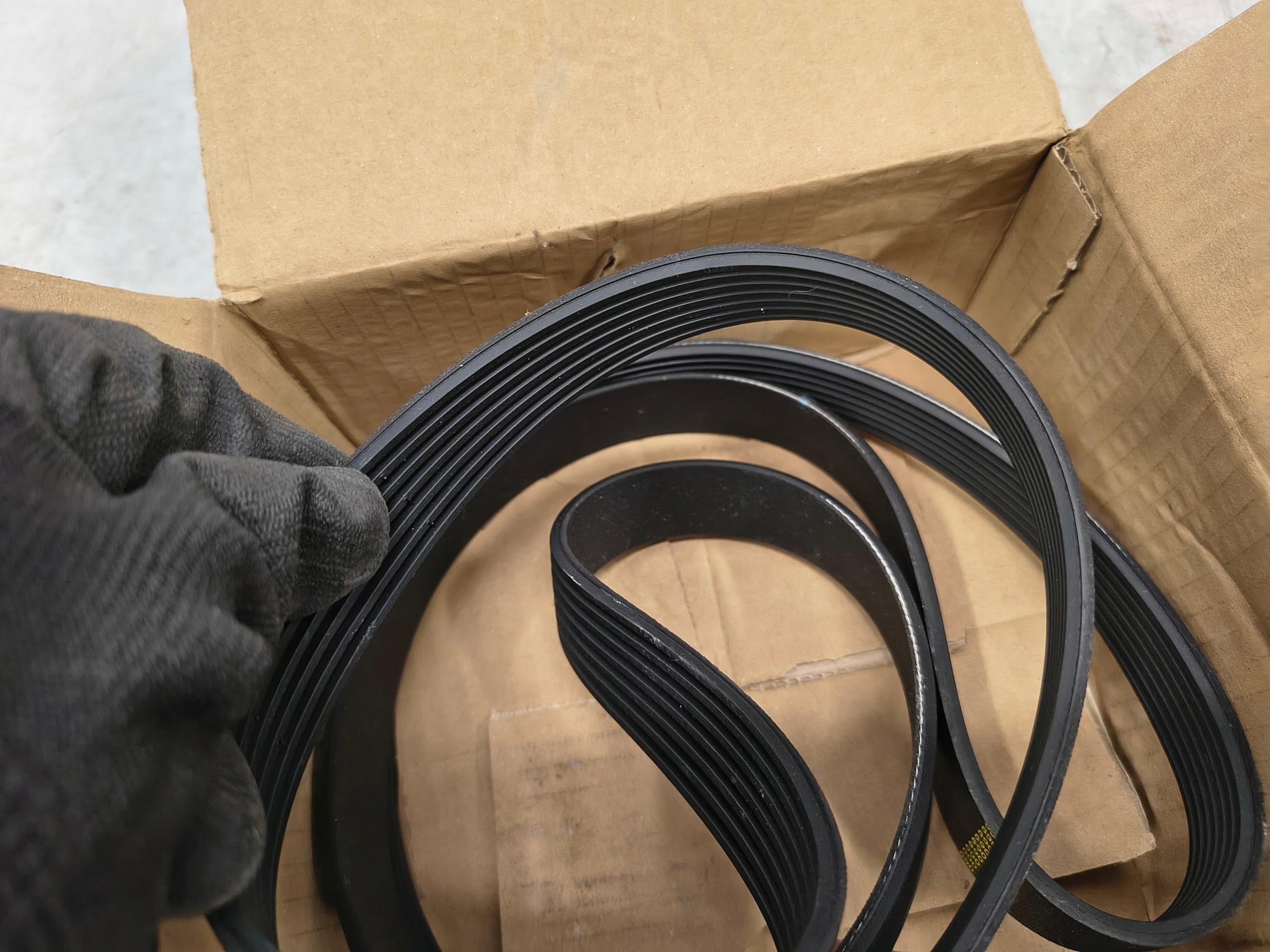 Keilrippenriemen-Set Megane Scenic III 1.4 TCE OEM 117209243R image 3