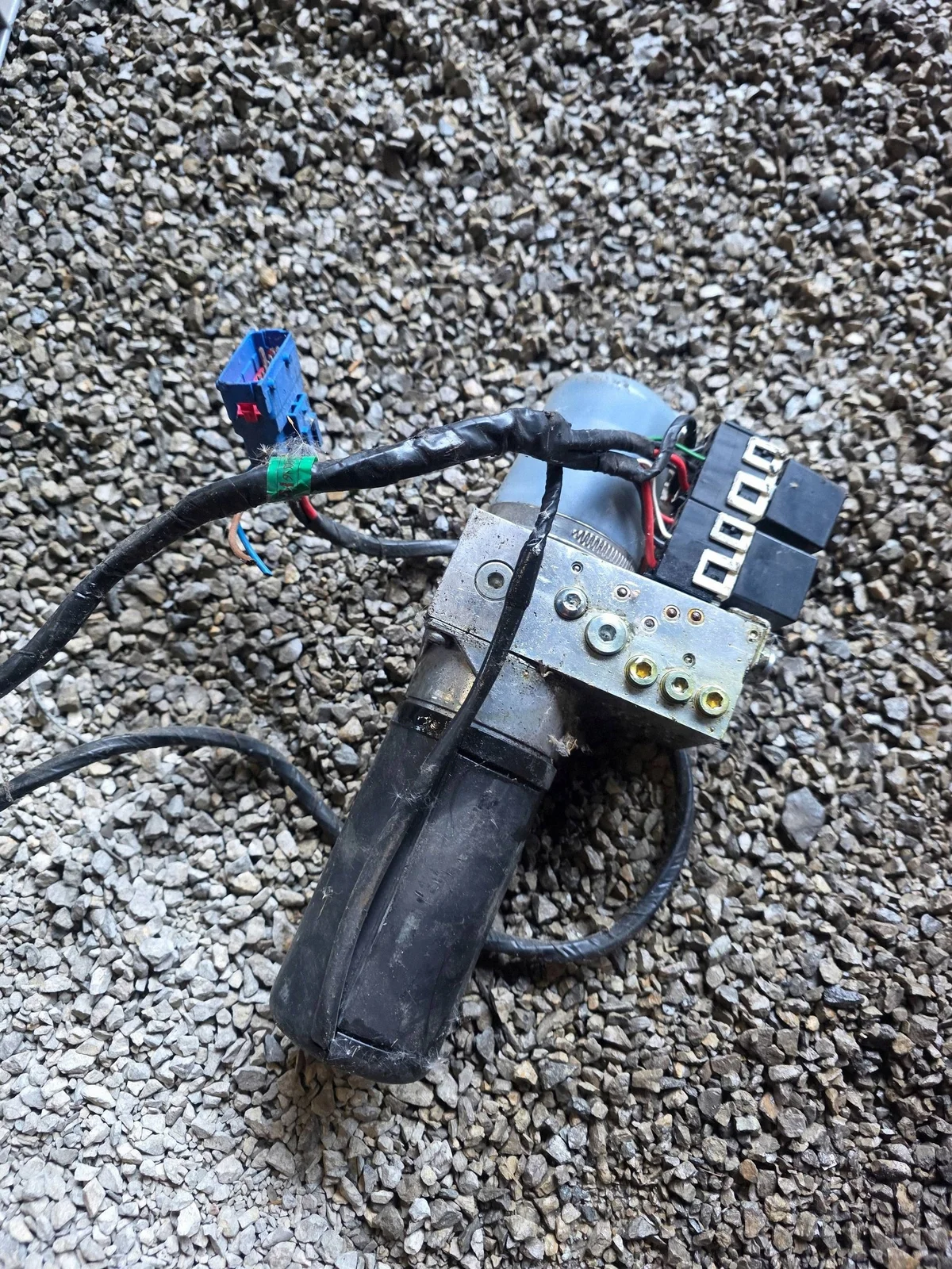 Zawór dachu Peugeot 307 CC DAI1104715