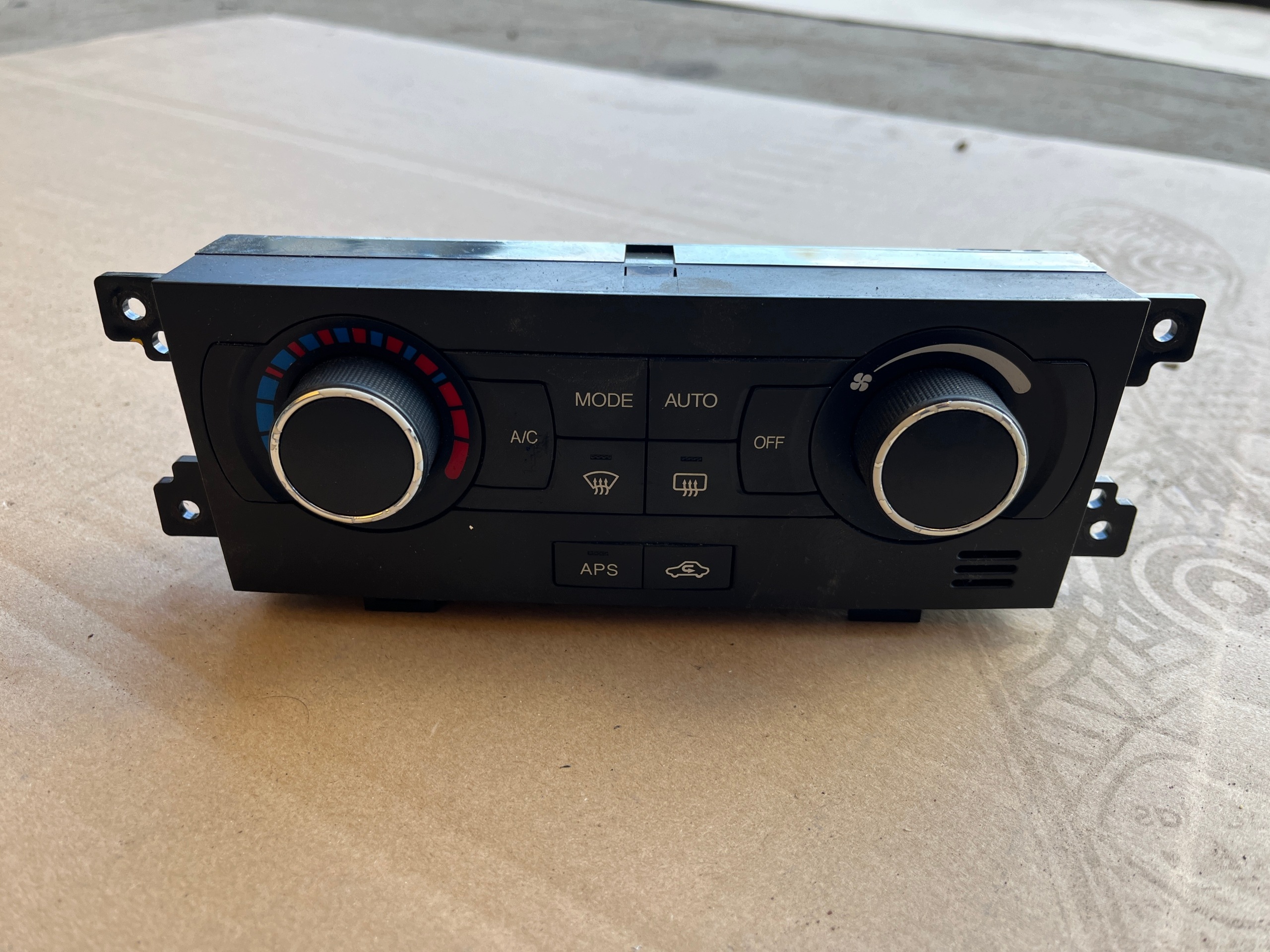 Climate Control Switch Panel Chevrolet Captiva I 2006-2010 image 2