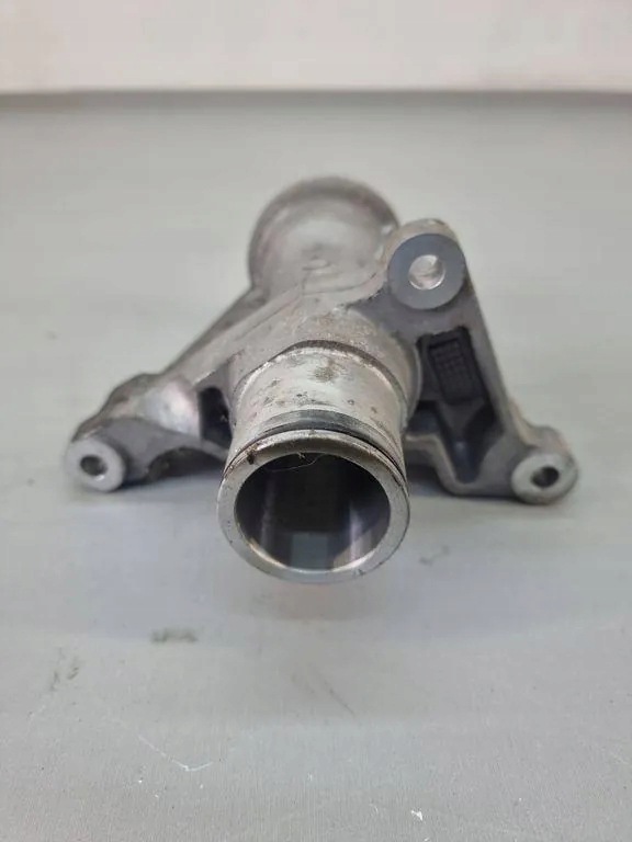 Jaguar F-Pace Driveshaft Support HK83-3A040-AB Used image 4