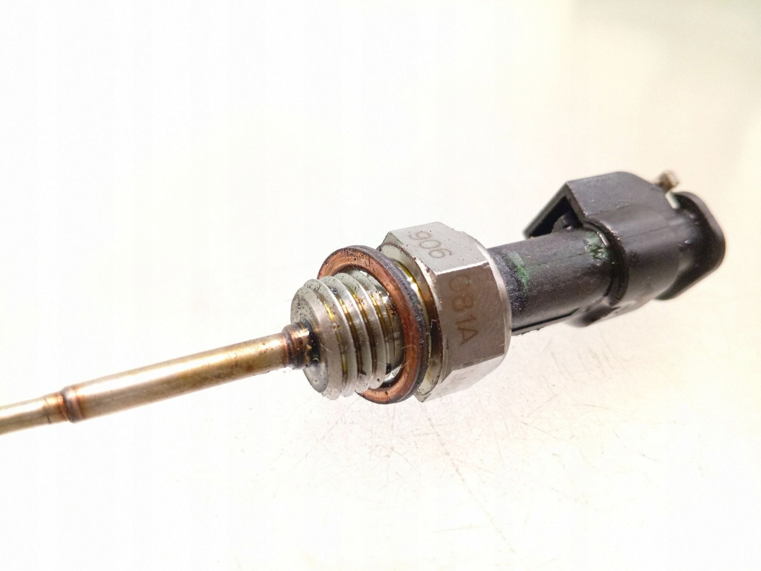 VW Golf VII Kühlmitteltemperatursensor 03N906081A image 4
