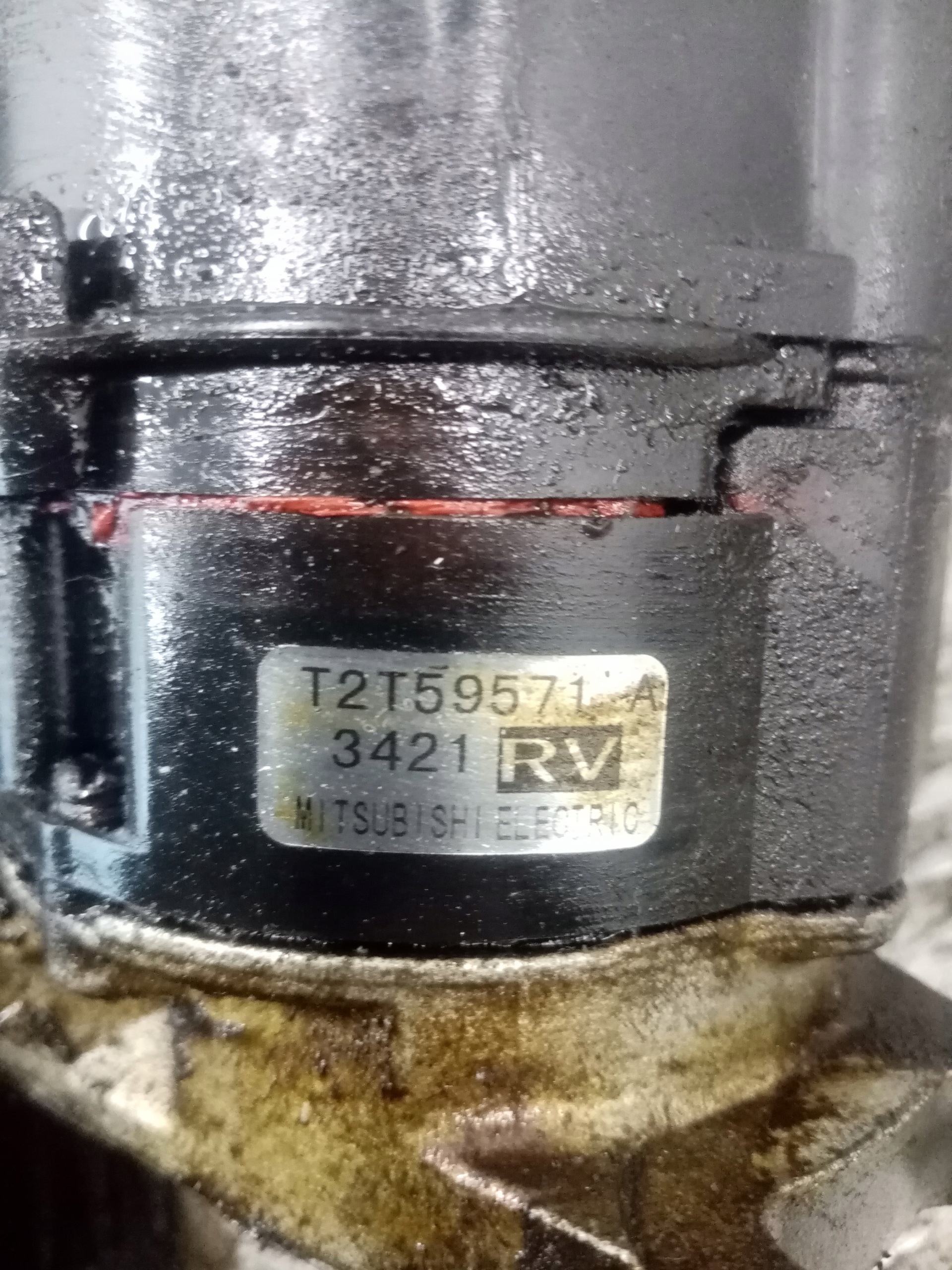 Sytytyksenjakaja Mitsubishi OE T2T59571
