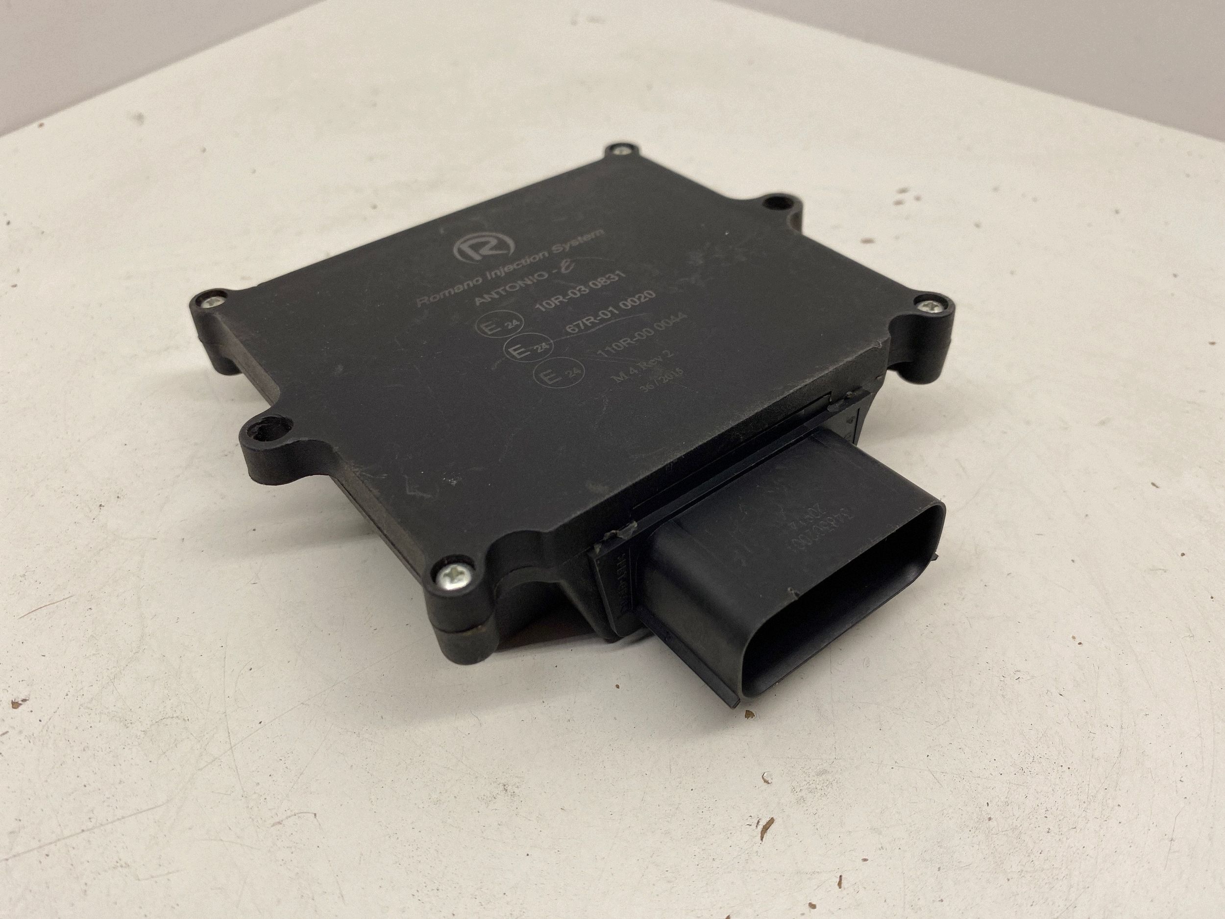 Controlador GLP Subaru Outback 2003 10R030831 image 5