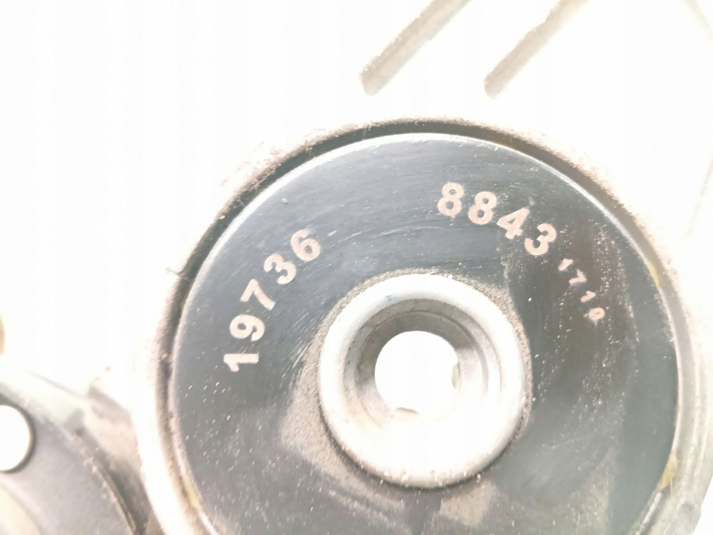 1998 Audi A4 S4 B5 8D Vaihtovirtageneraattorin kiristin 19736