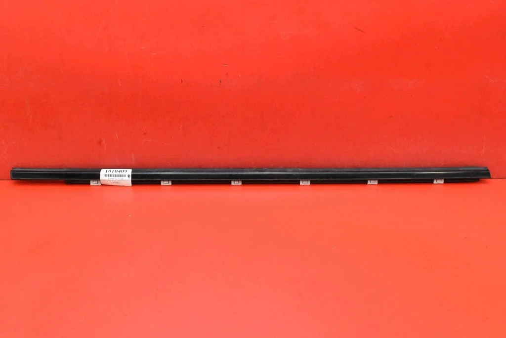 Kia EV6 Front Right Door Seal Strip Used