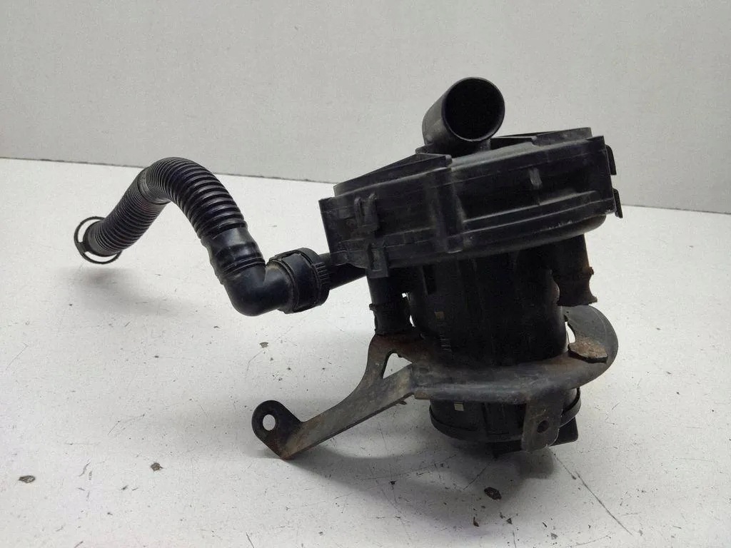 Pompe à carburant BMW 7 (E38) 1707589 image 3