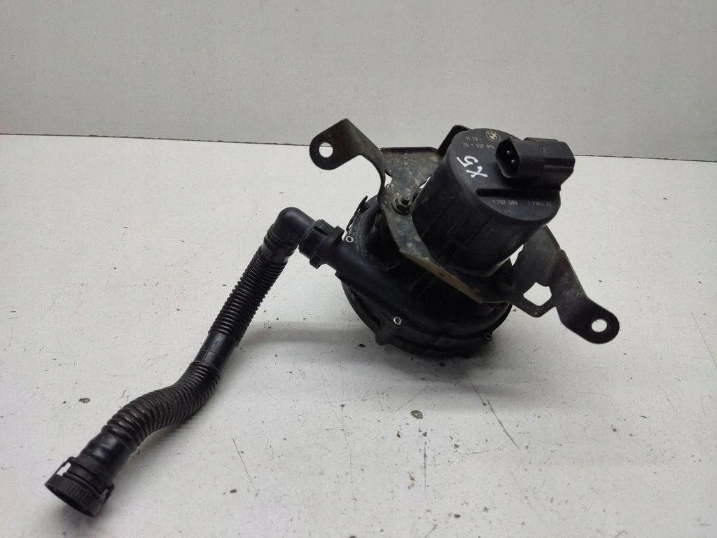 Pompe à carburant BMW 7 (E38) 1707589 image 5