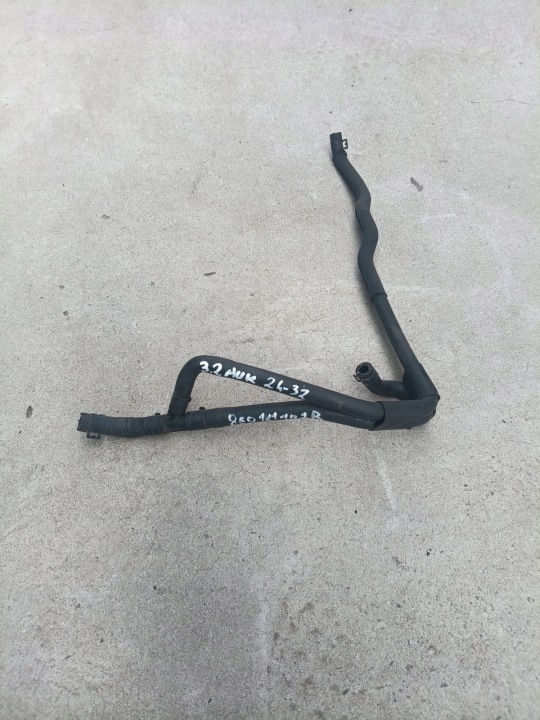 AUDI A4 B6 B7 2.0 TFSI Water Coolant Hose 8E0121101R
