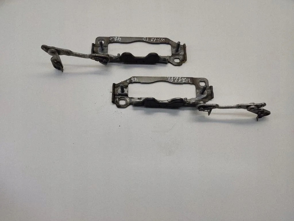 Support capot Mercedes E W211 A2048870310 image 3