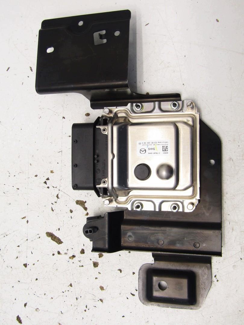Module Contrôleur AdBlue 2.2 D Mazda CX-5 II KF 0281035138 image 2