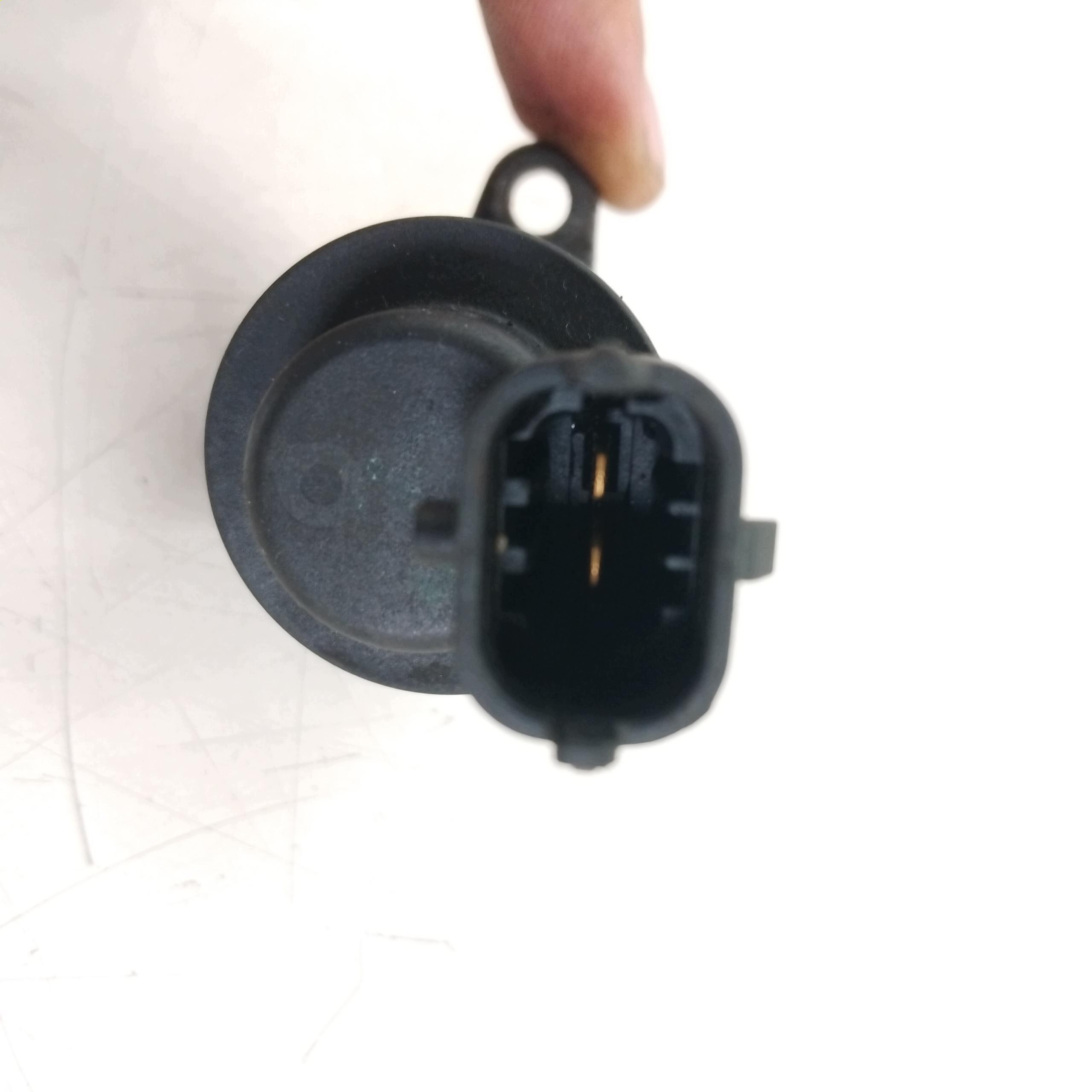 Soupape de pression de carburant Opel Trafic II 1.9 CDTI image 5