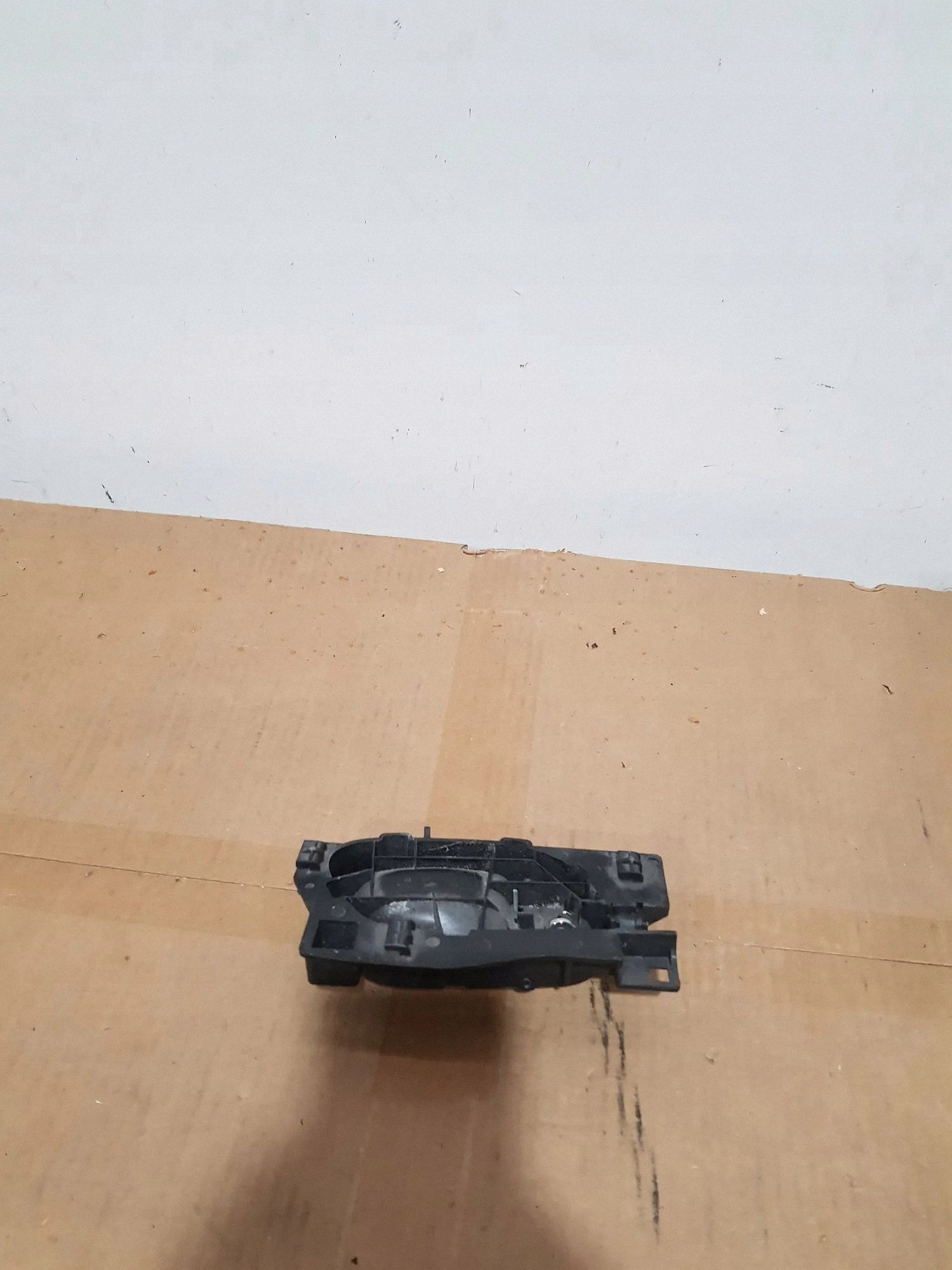 Peugeot 407 vasen takaoven kahvan suojus 965261780