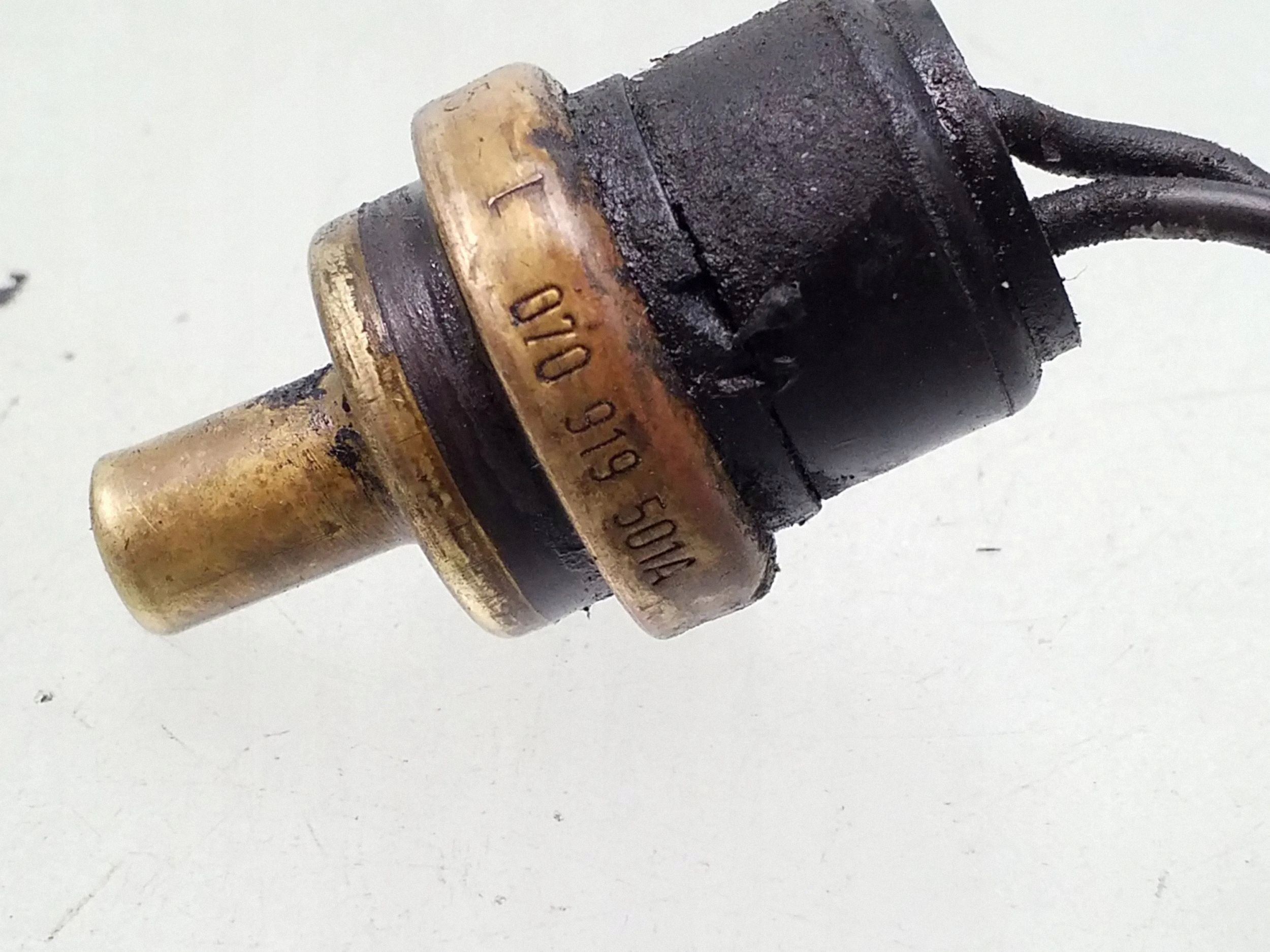 Sensor Temperatura Líquido Arrefecimento VW 070919501A image 3