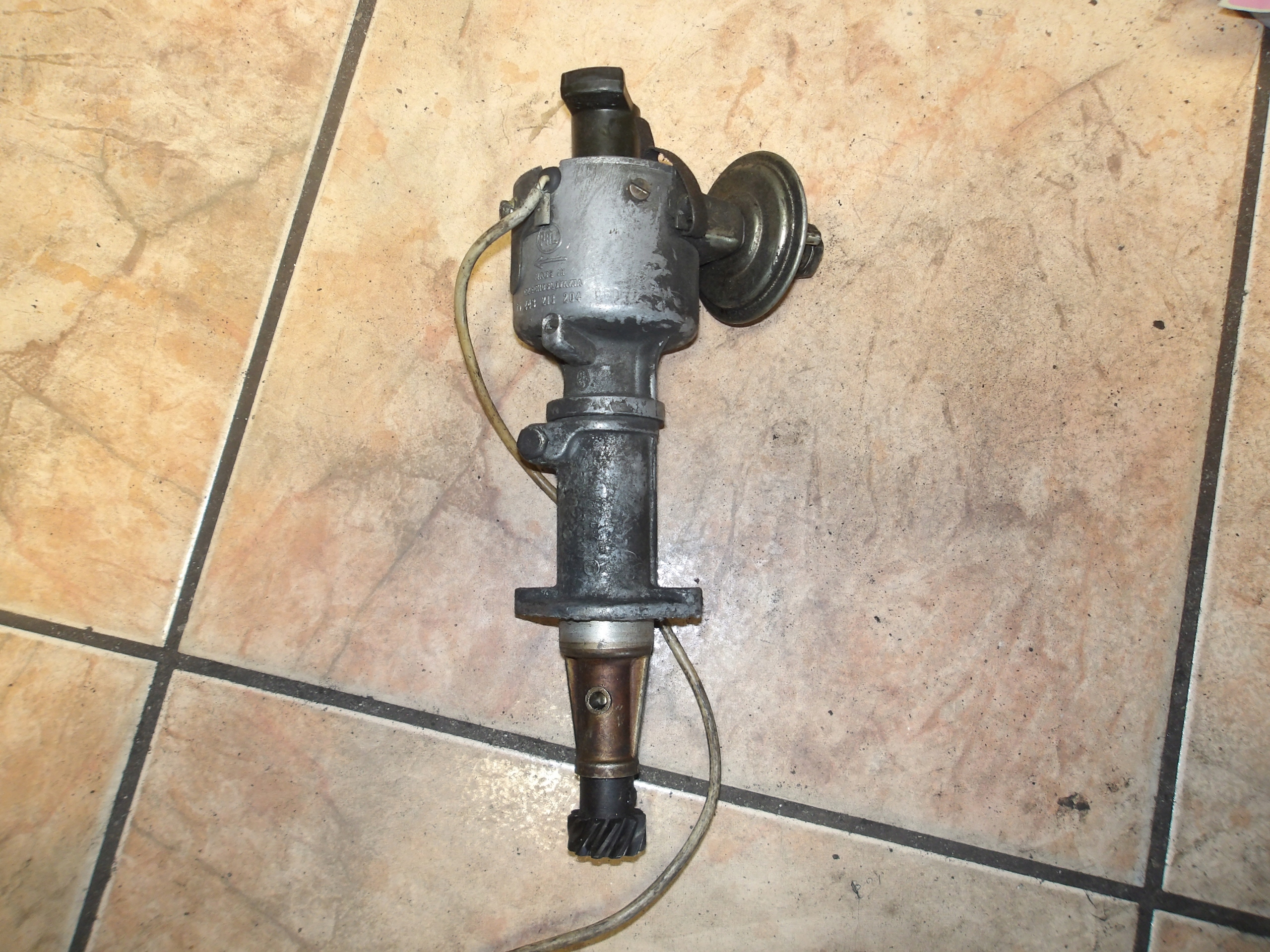 Audi 80 Módulo de Ignição 048905205B Usado image 2