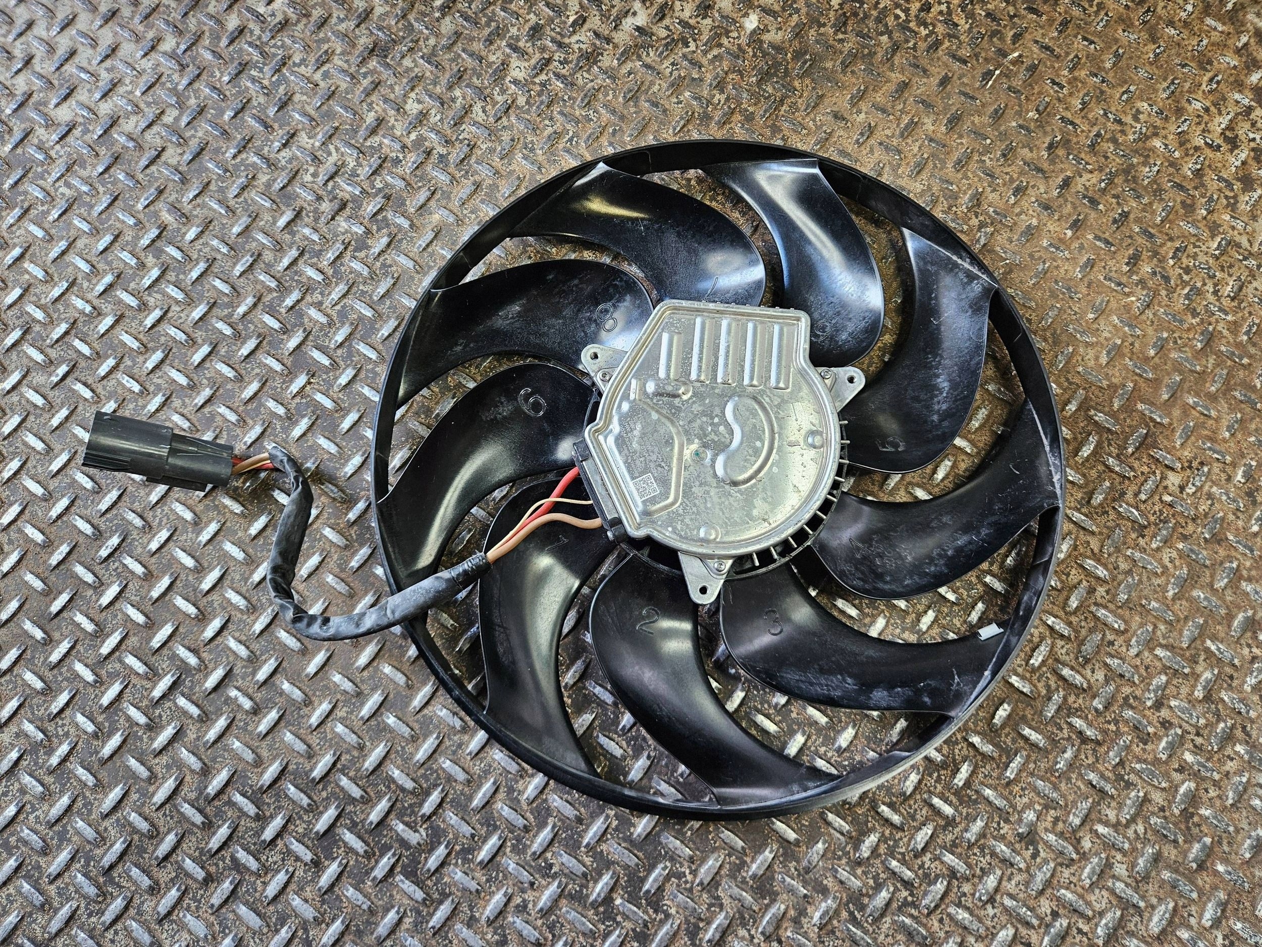 Dodge Charger 2025 Radiateurventilator TC47886 image 4