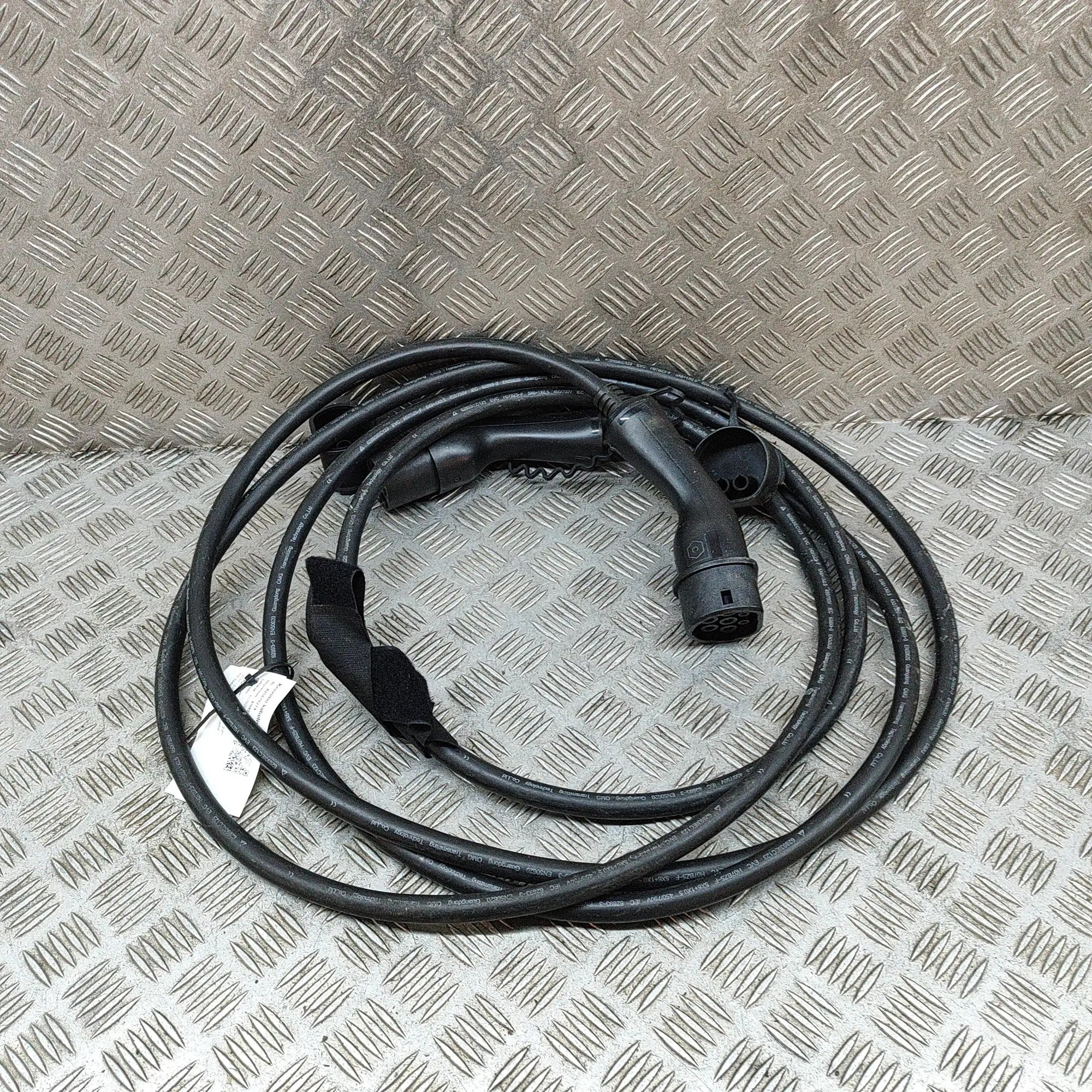 Câble de charge Polestar 2 32257171 image 4