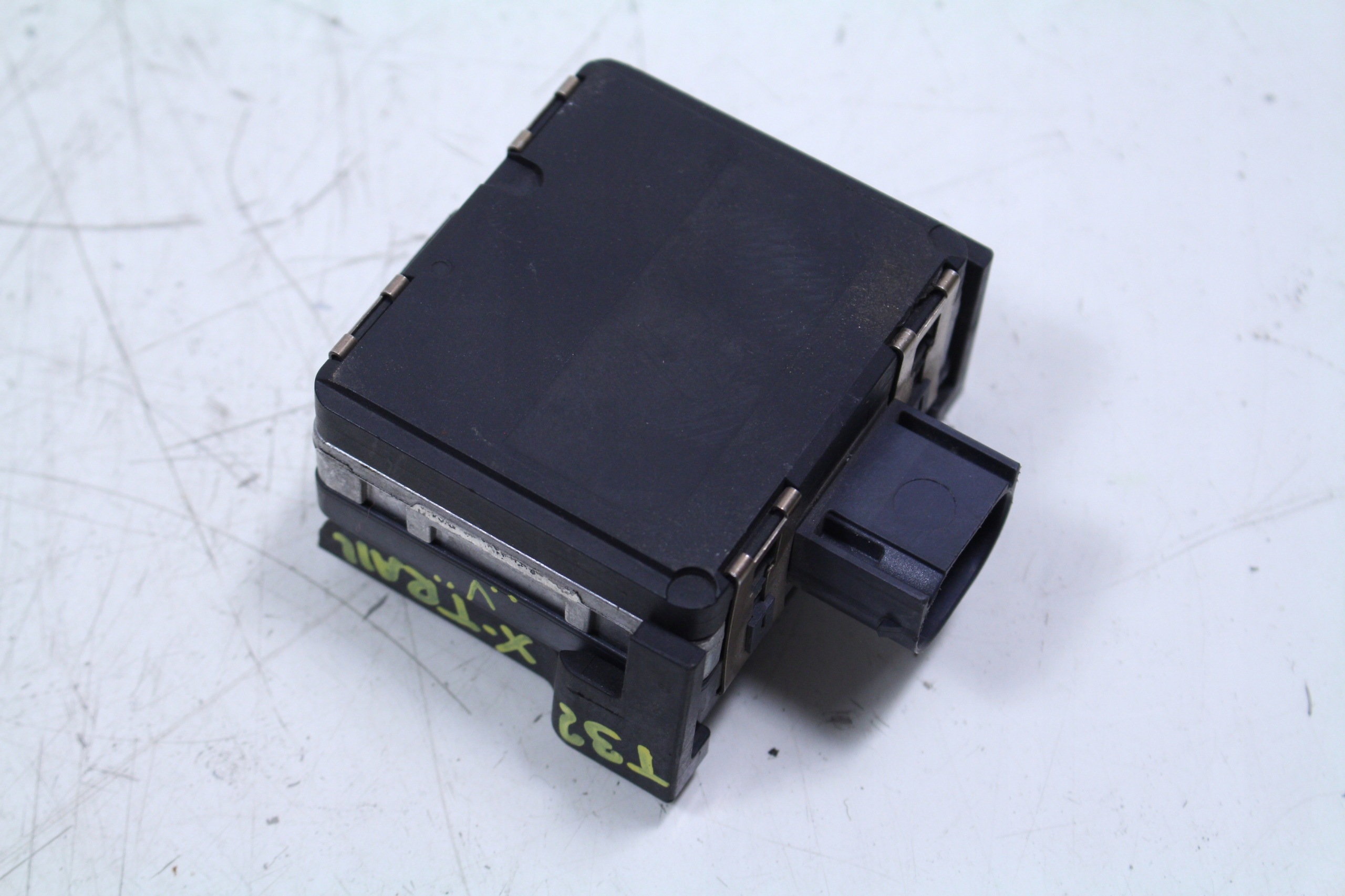 Sensor de radar Nissan X-Trail Qashqai 284384CB1C image 2