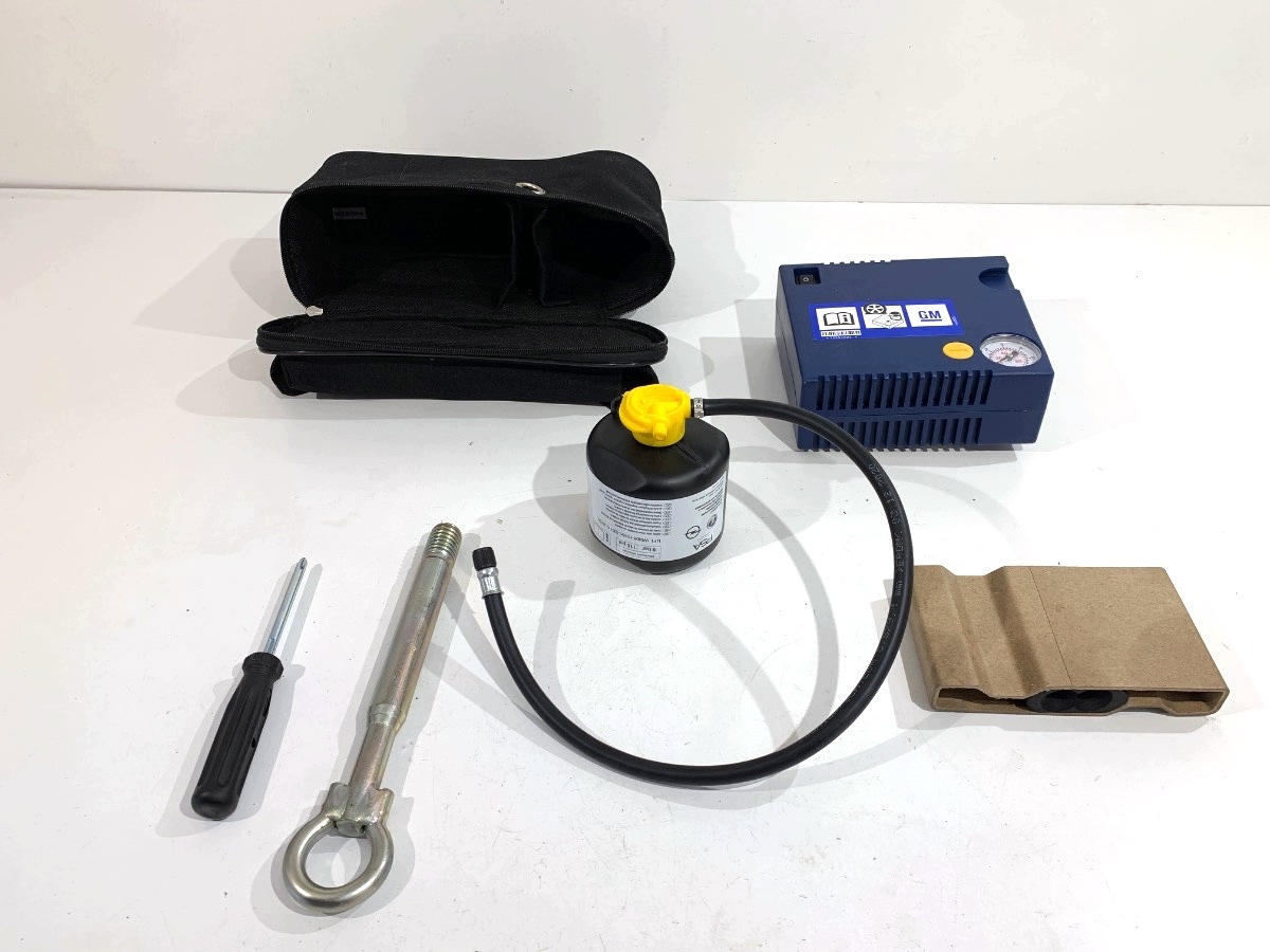 Kit de ferramentas Opel Insignia B Kombi 13582003 macaco chaves image 3